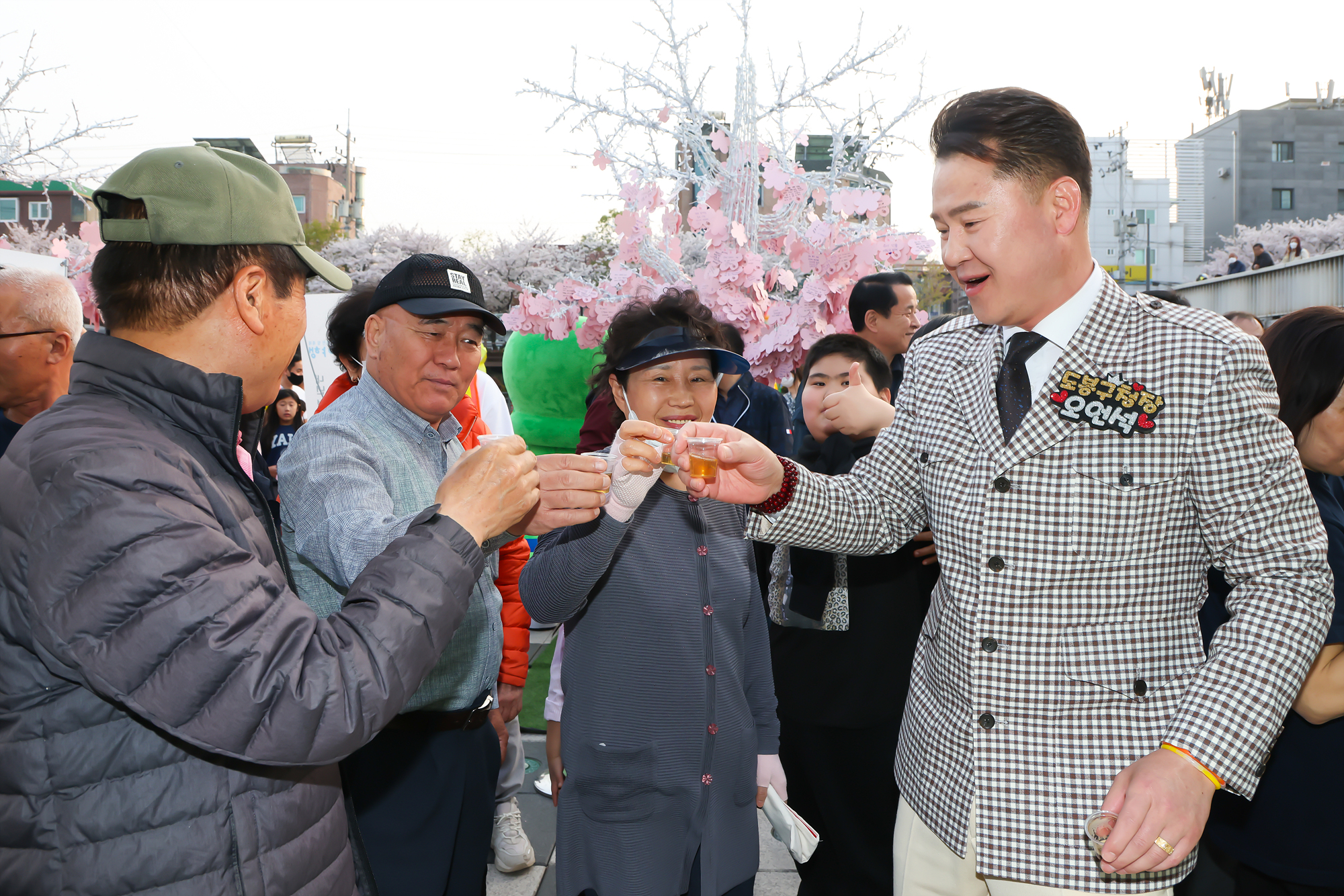 오감만족 꽃길야행 우이천 빛축제 01 해당 썸네일입니다