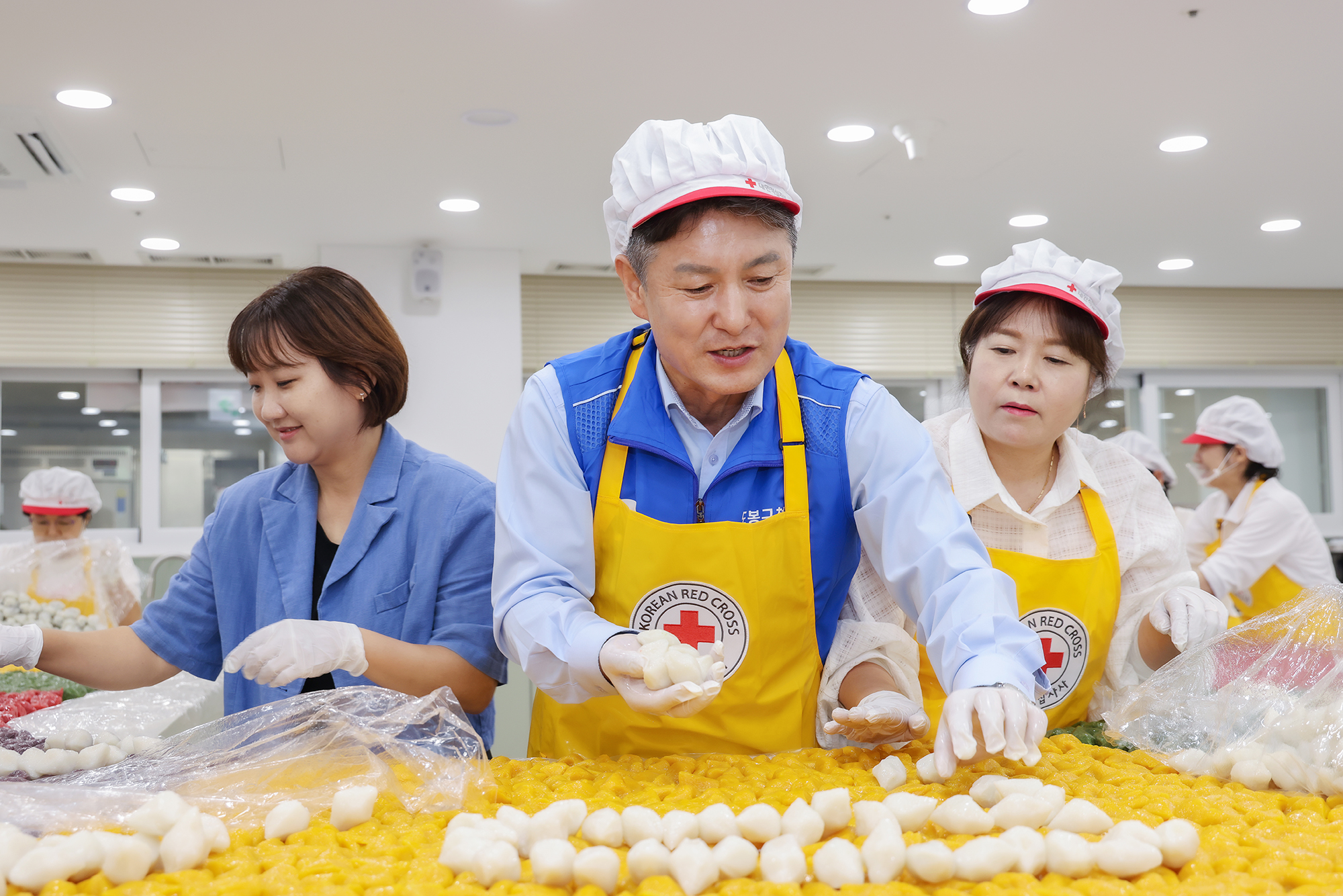 적십자봉사회 송편나눔 행사 해당 썸네일입니다