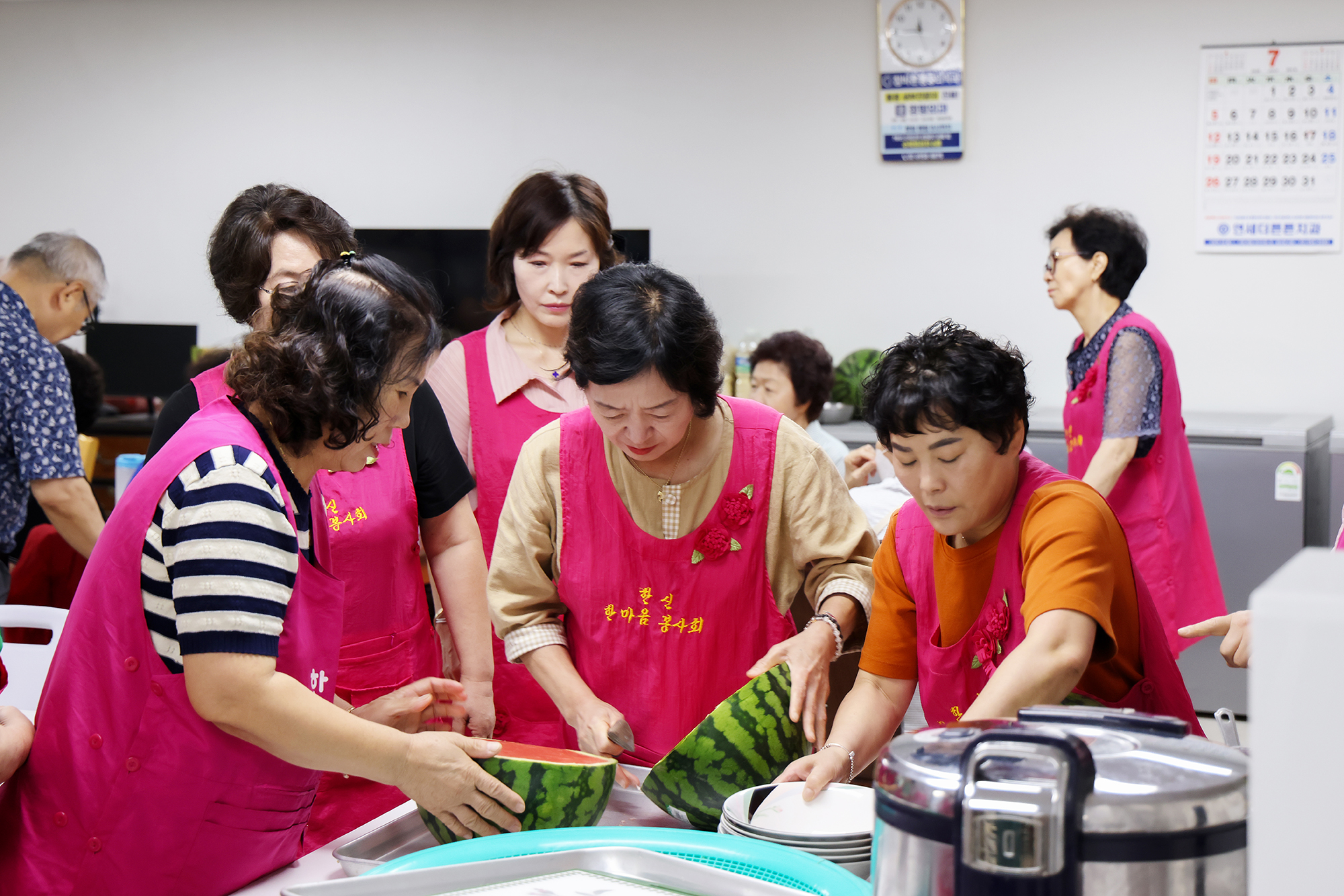 도봉한신아파트봉사단 짜장면 나눔 해당 썸네일입니다