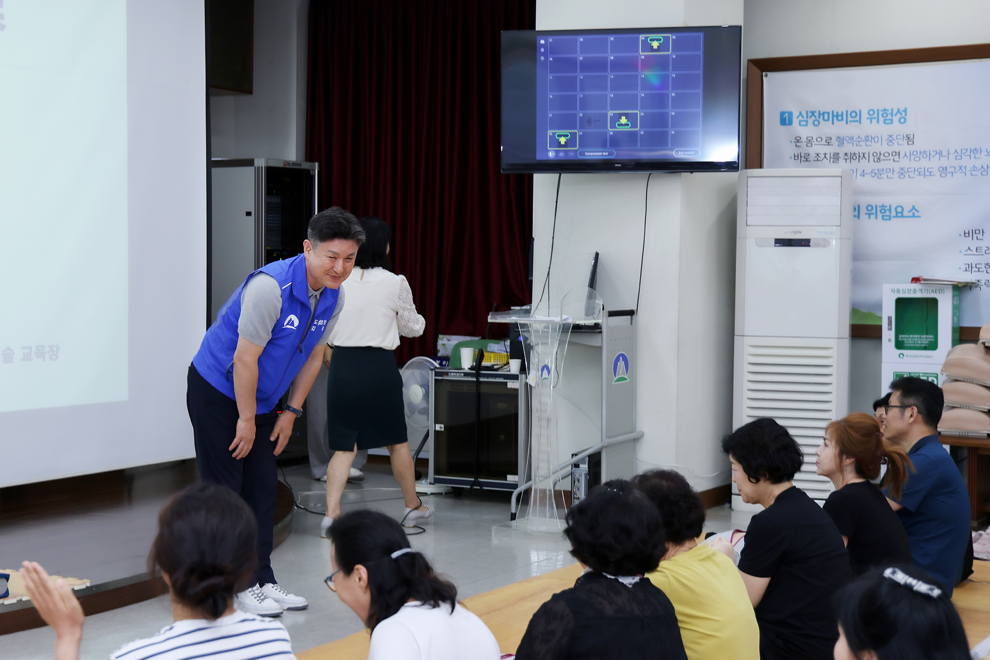 자원봉사자 심폐소생술 교육 해당 썸네일입니다