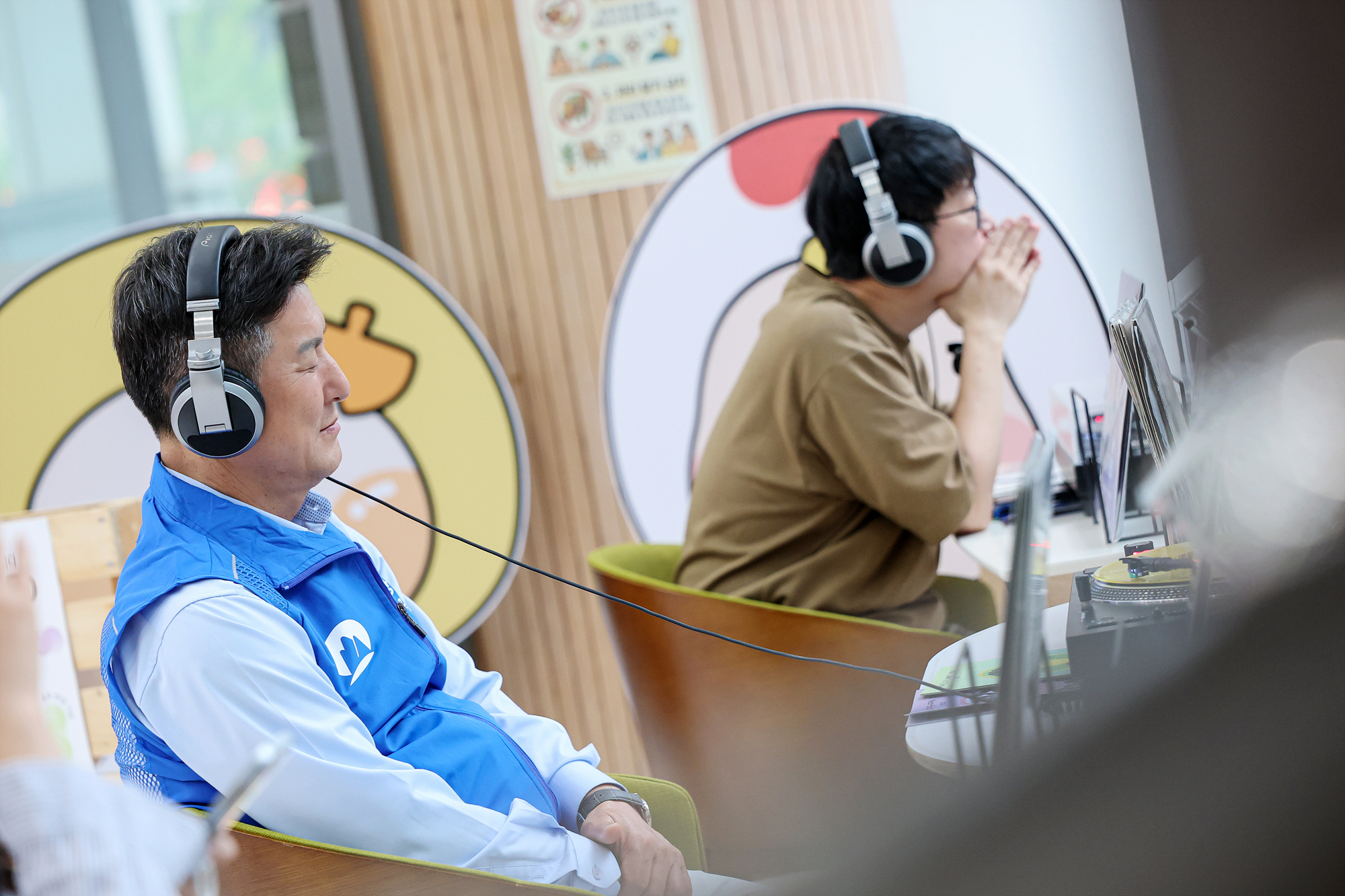청년진로정책박람회 시상식 및 소통의 시간 해당 썸네일입니다