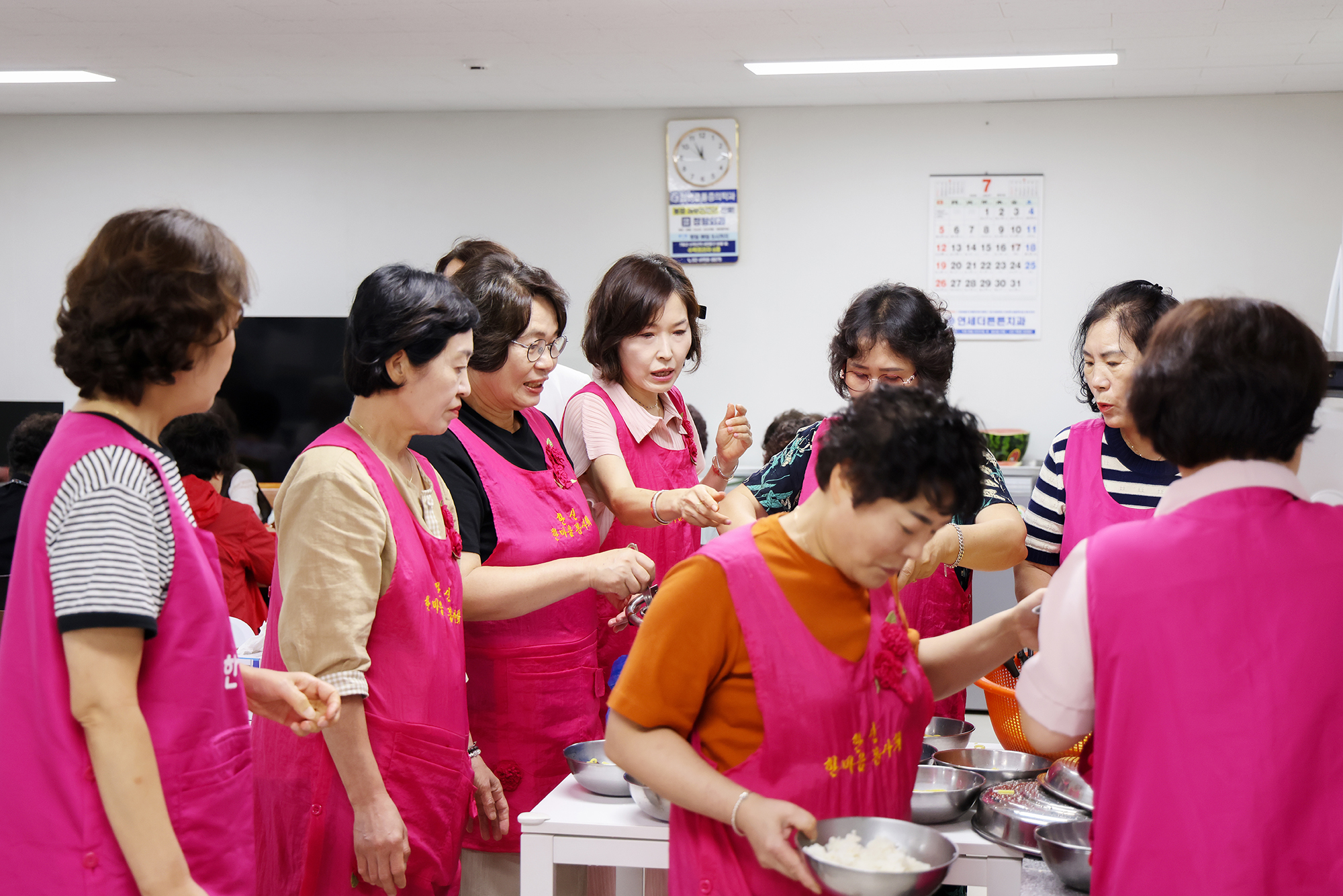 도봉한신아파트봉사단 짜장면 나눔 해당 썸네일입니다