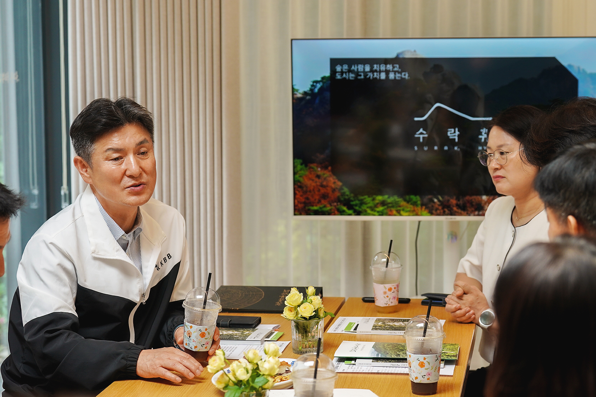 자연휴양림 ''수락휴'' 방문 해당 썸네일입니다