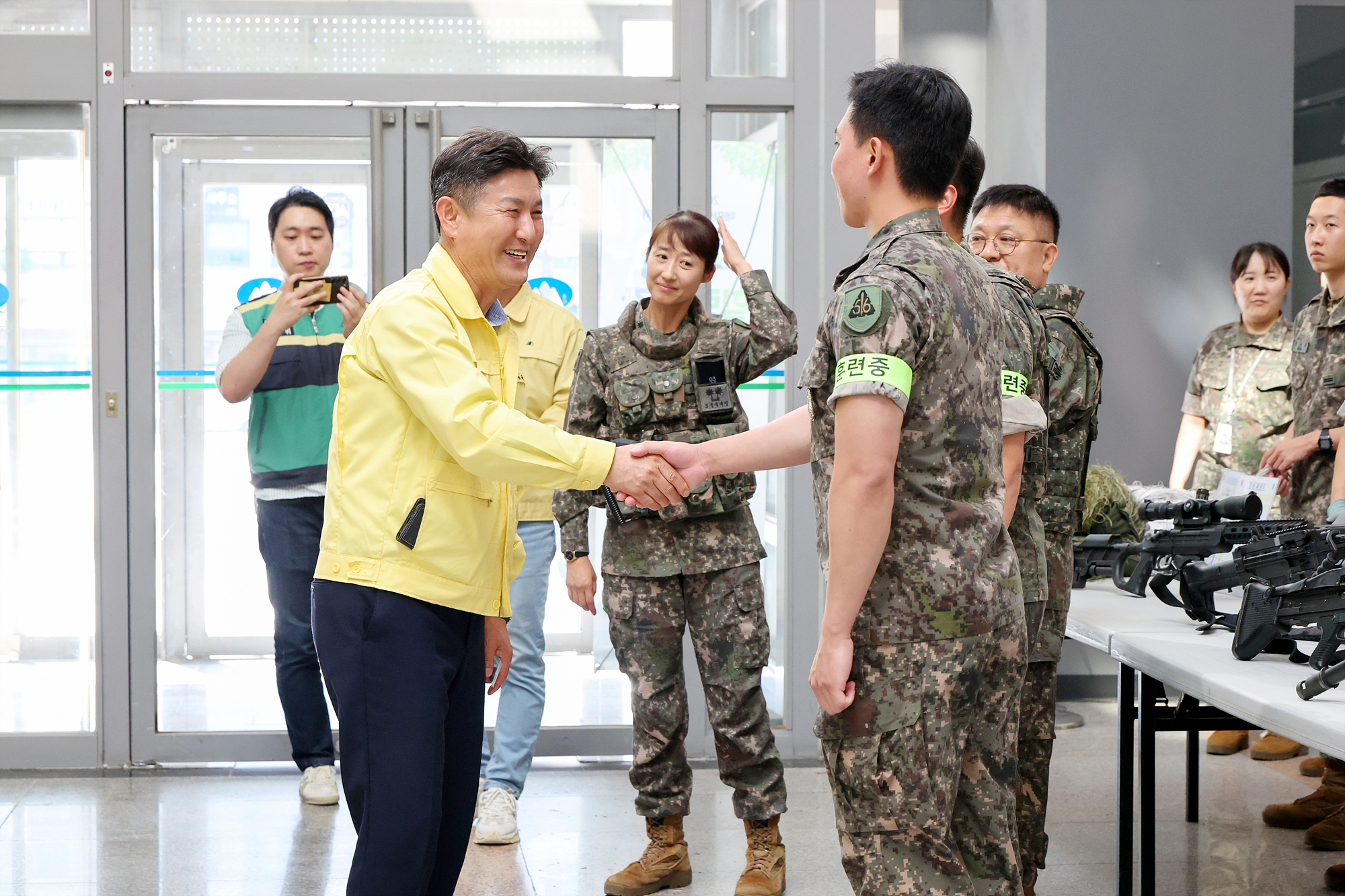 을지훈련 최초 상황보고회, 군장비 전시 해당 썸네일입니다