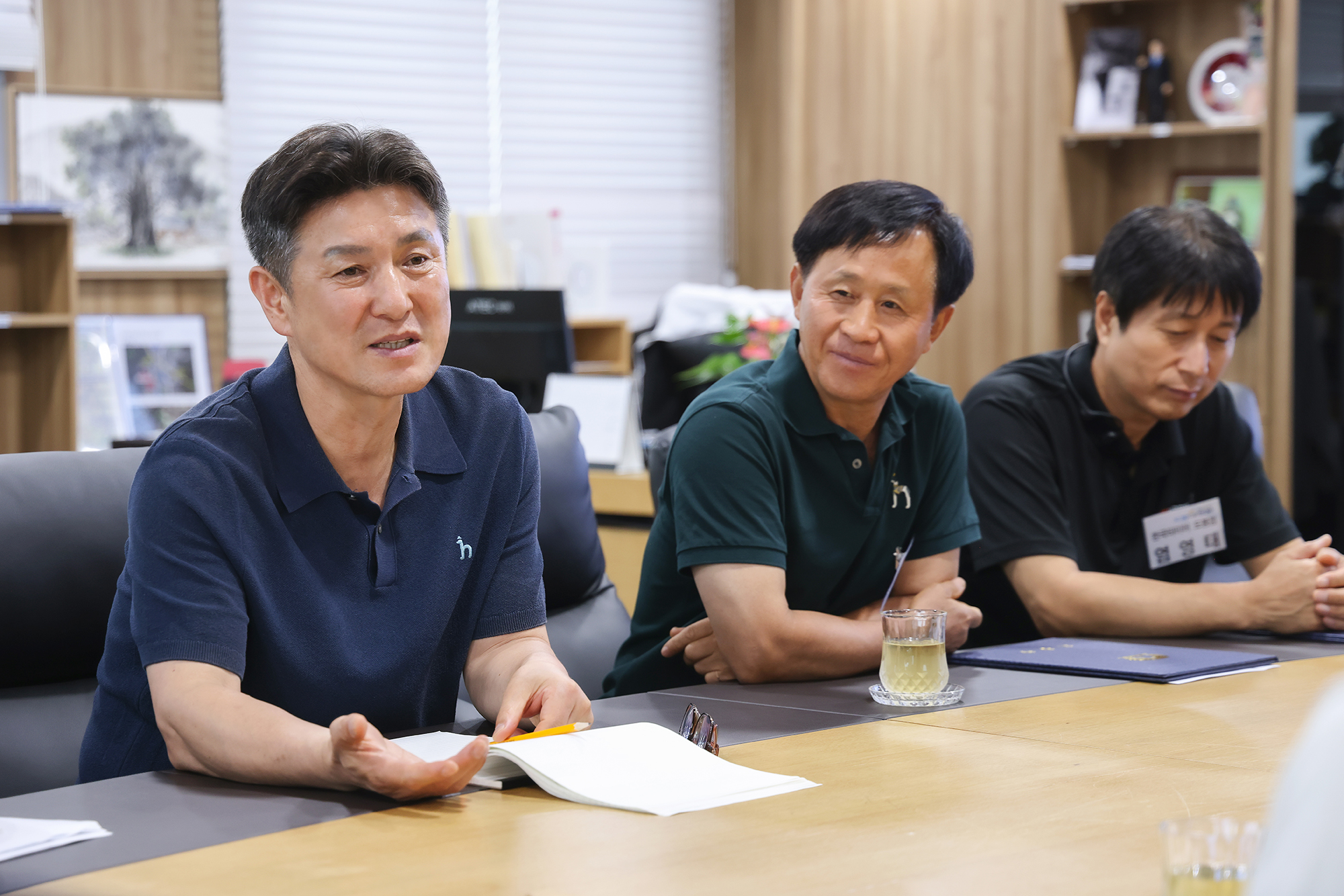 자동차관리사업 모범사업자 지정증 및 기념패 전달식 해당 썸네일입니다