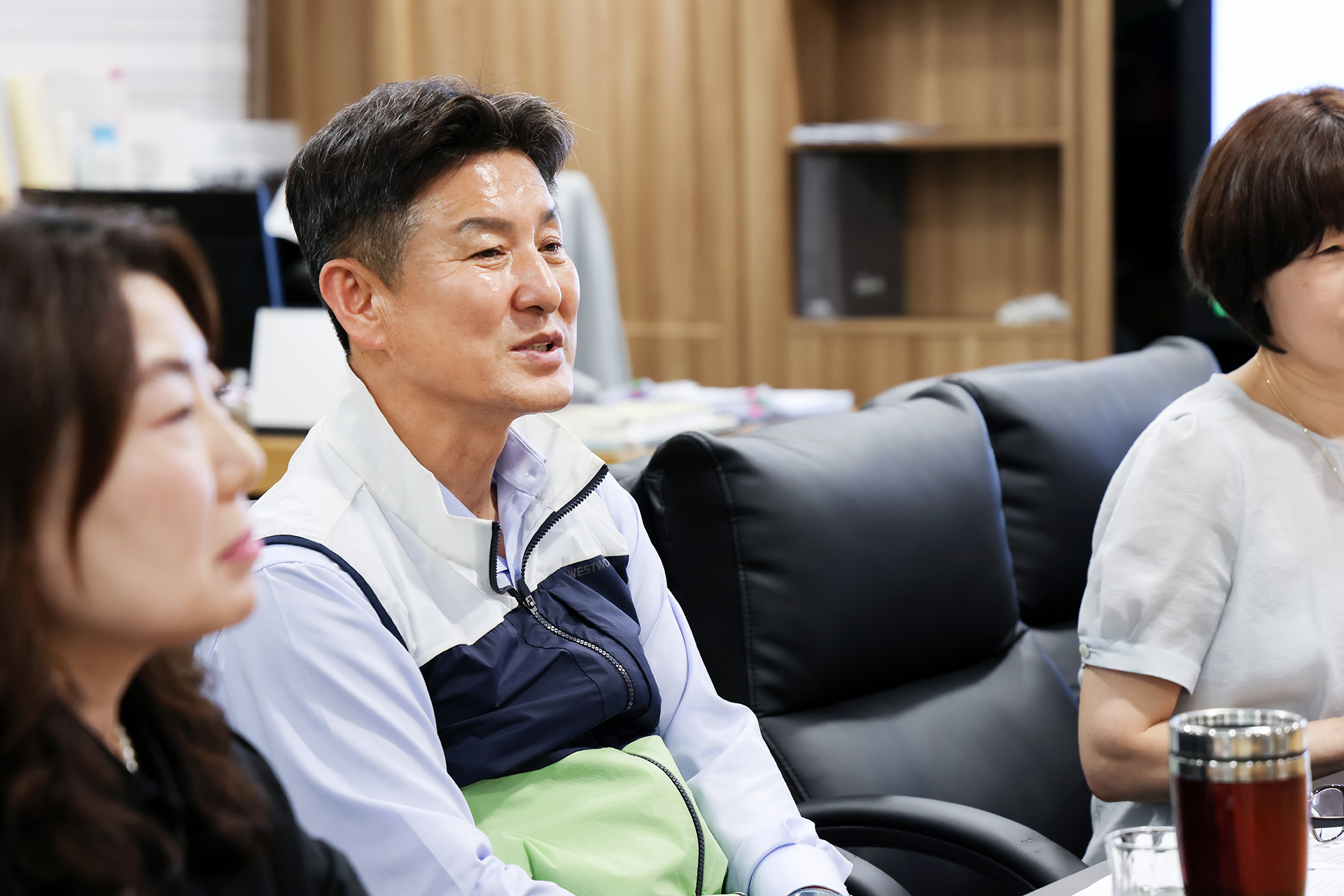 해외인턴근무 출국자 간담회 해당 썸네일입니다