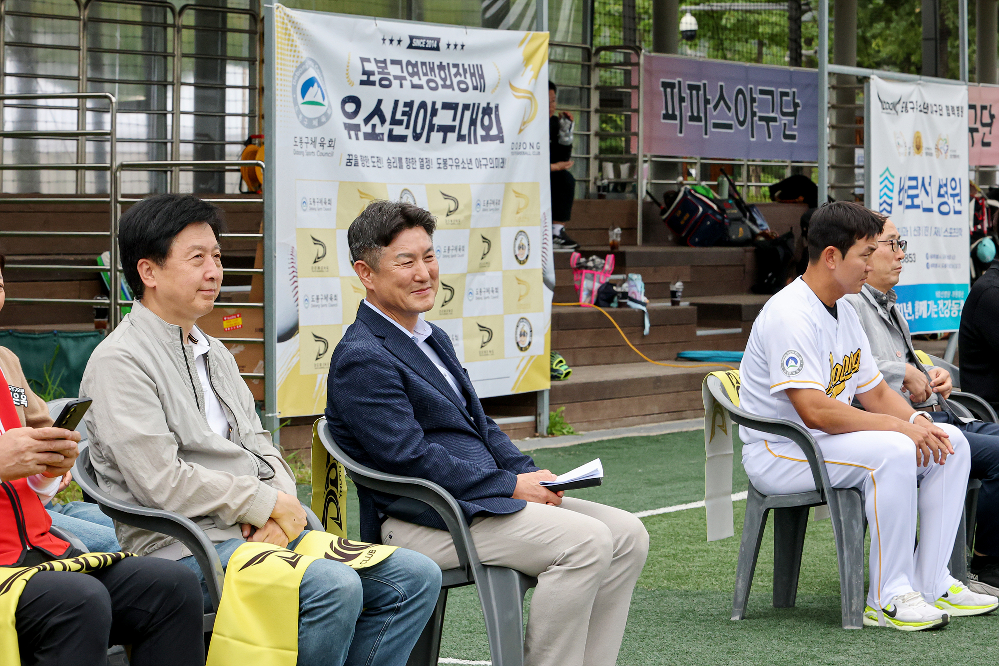 도봉구연맹회장배 유소년 야구대회 해당 썸네일입니다