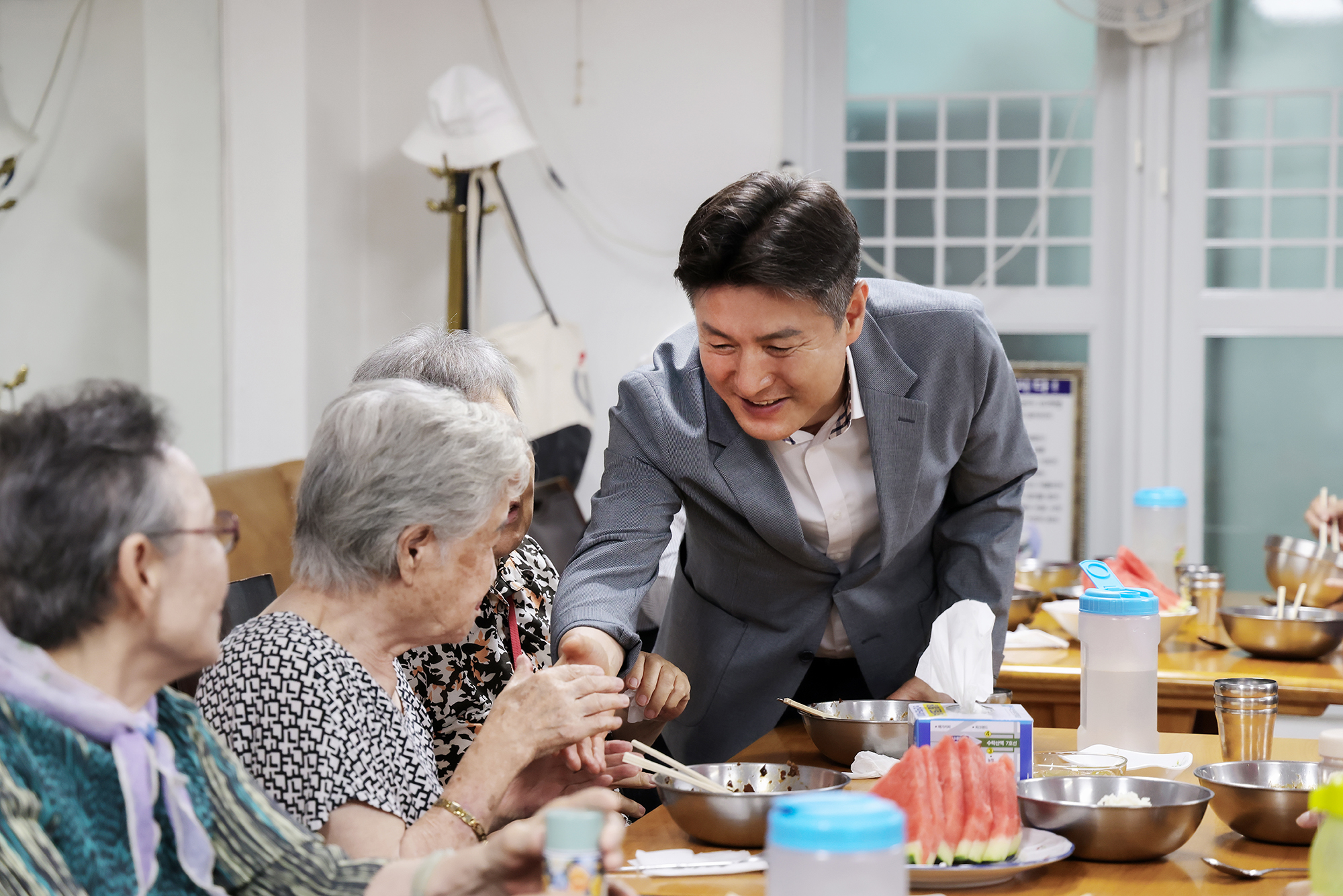 도봉한신아파트봉사단 짜장면 나눔 해당 썸네일입니다