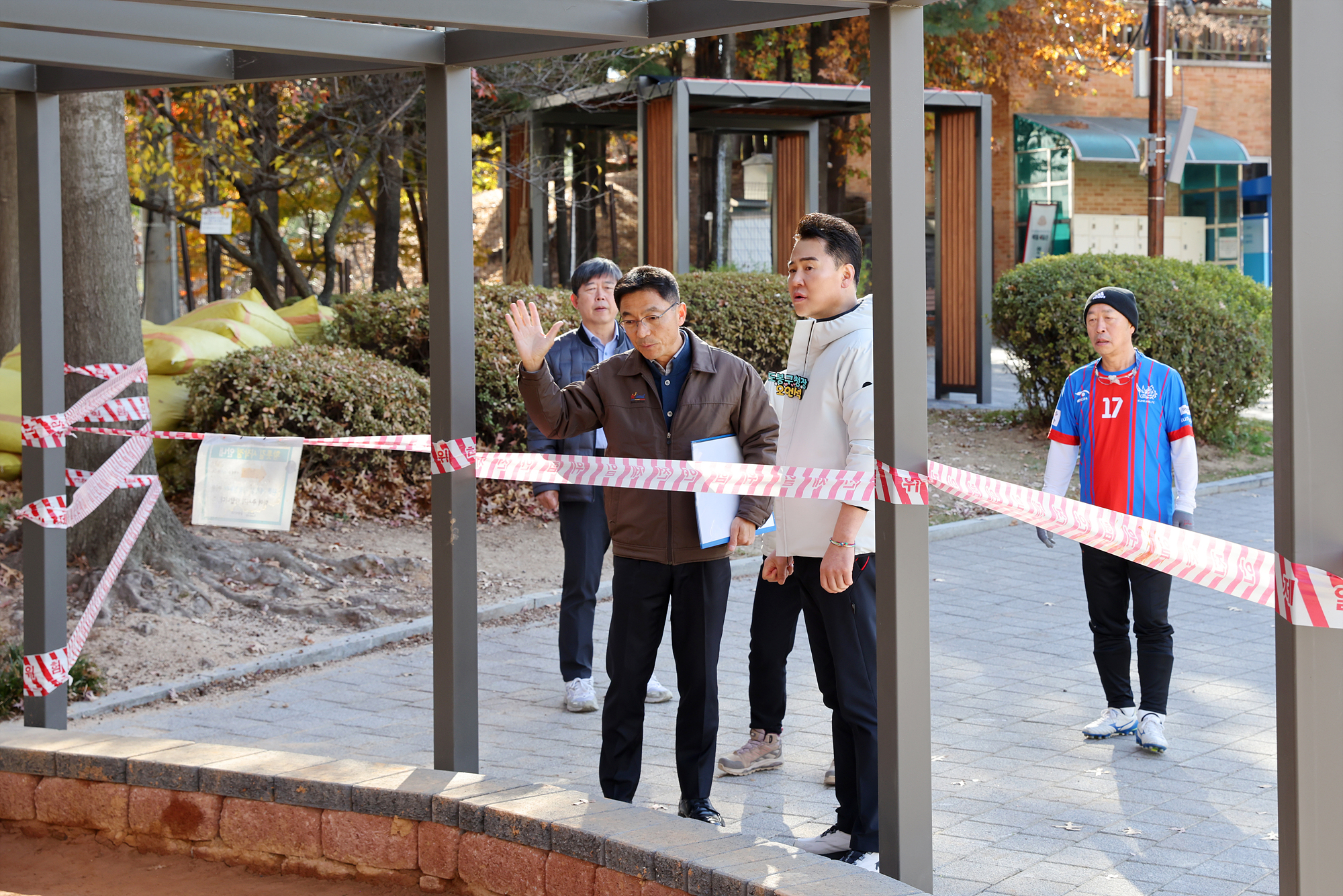 초안산근린공원 놀이 및 운동공간 정비사업 현장점검 해당 썸네일입니다