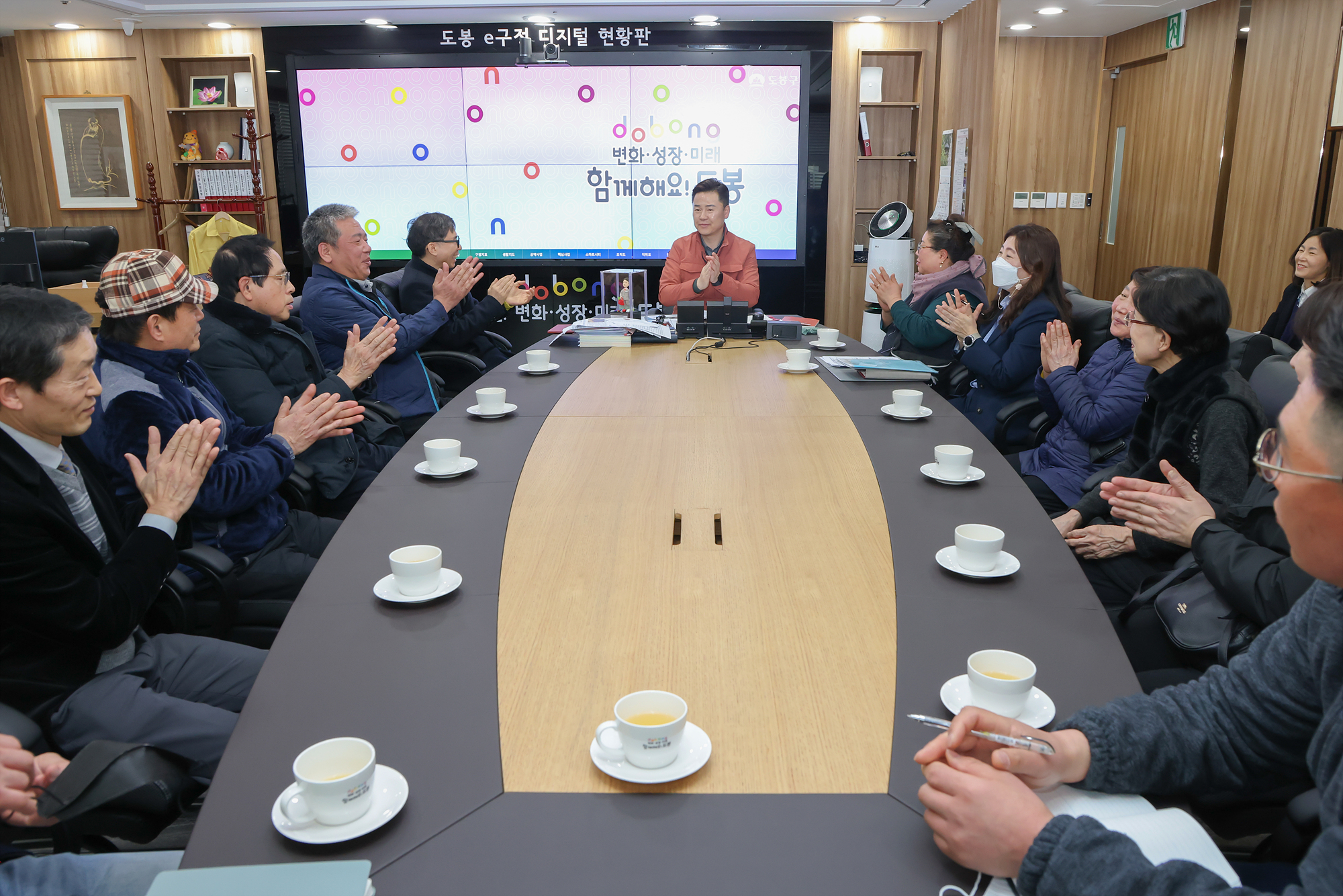 신도봉시장 전통시장 인정서 및 상인회 등록증 교부식 해당 썸네일입니다