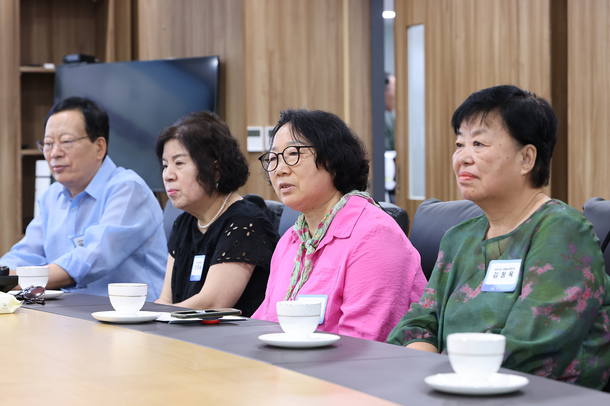 자원봉사캠프 차담회 해당 썸네일입니다