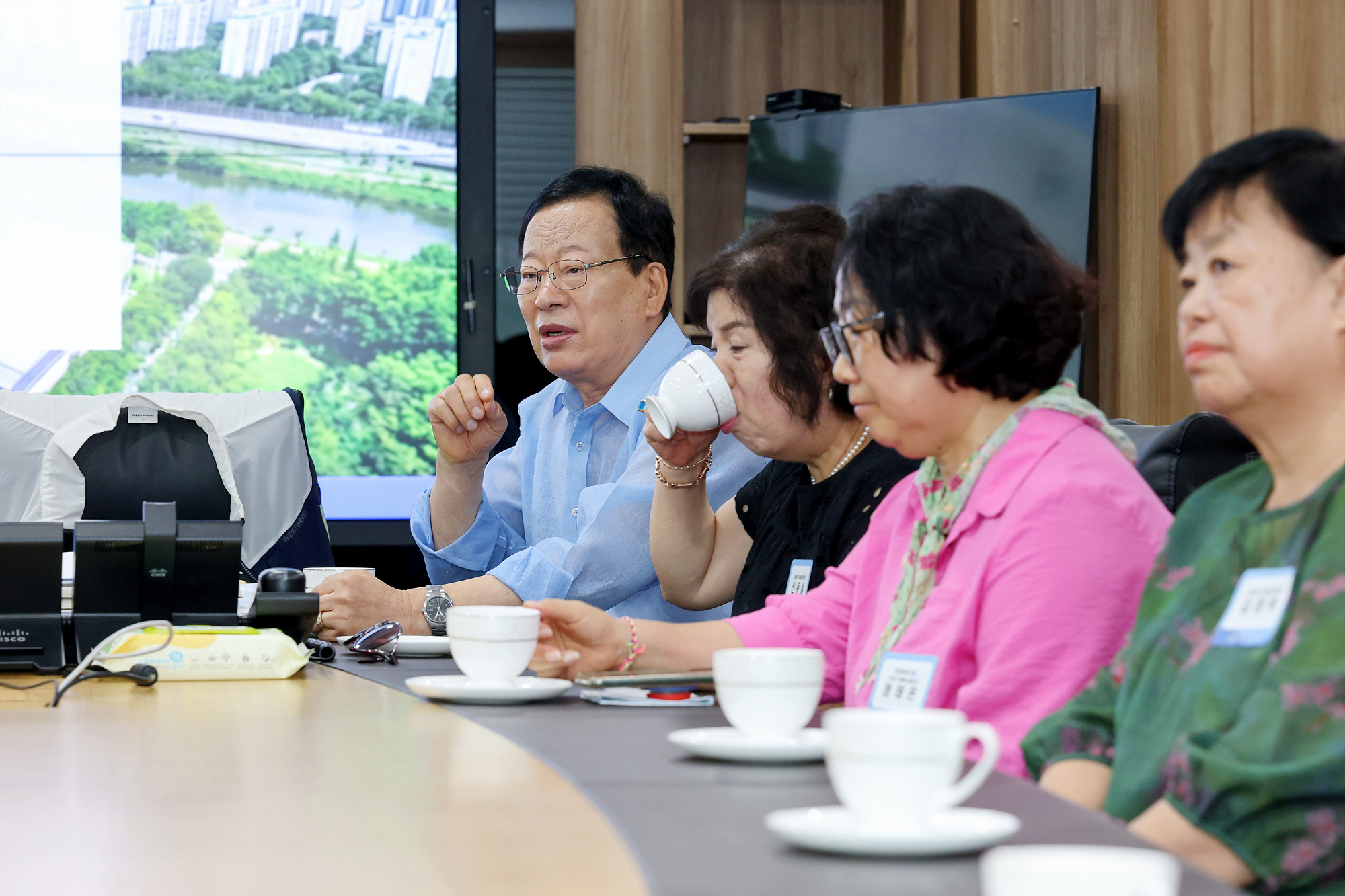 자원봉사캠프 차담회 해당 썸네일입니다