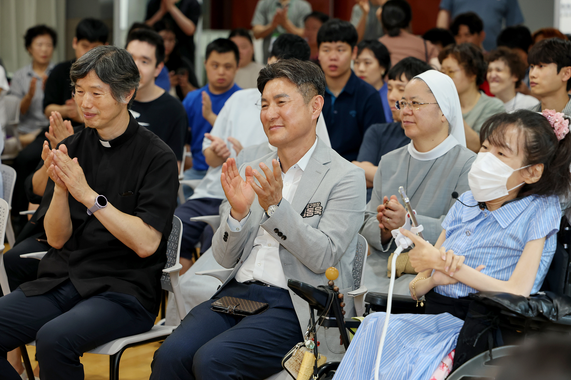 두둥두둥 행복 나눔 버스킹 해당 썸네일입니다