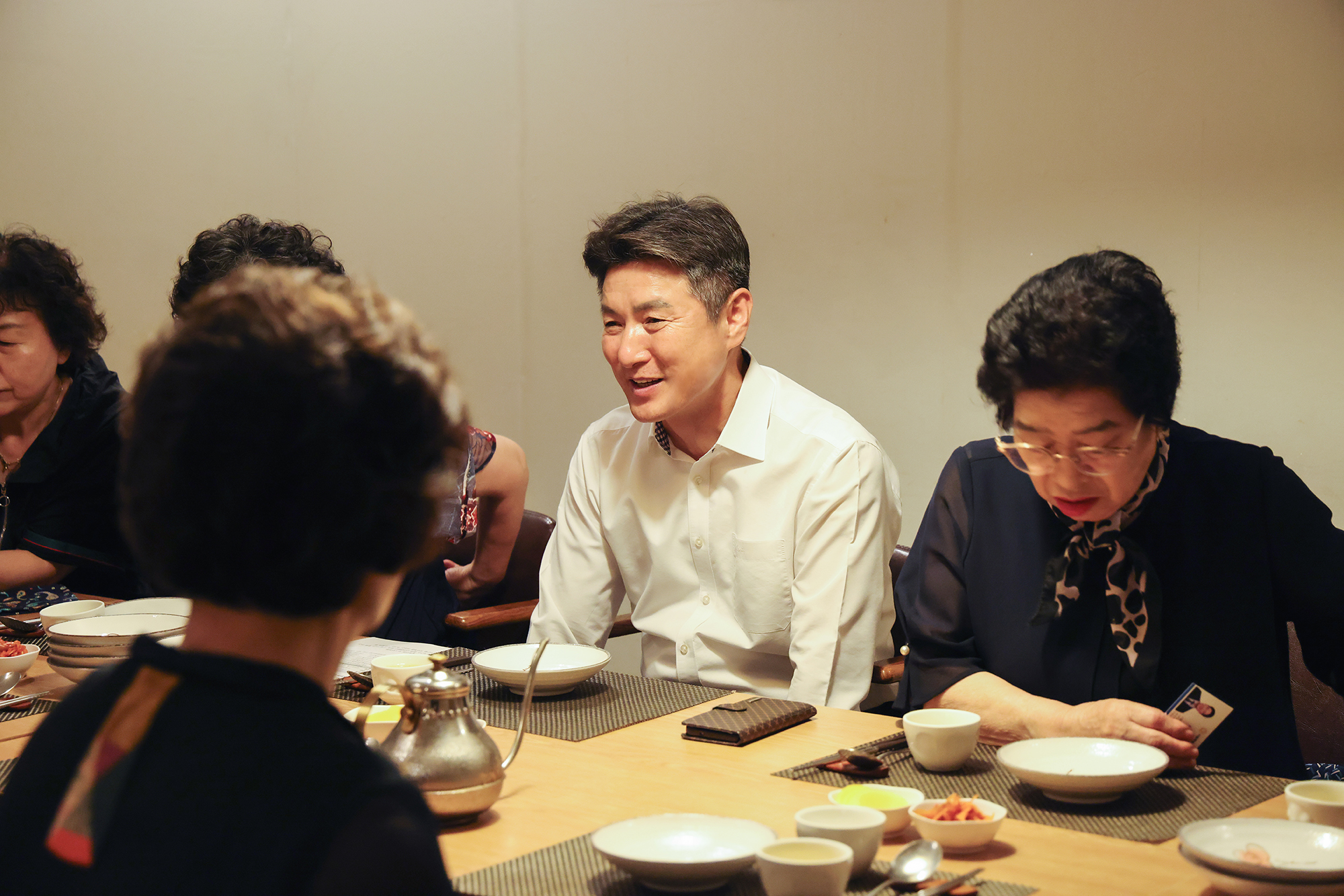 아파트봉사단 점심 간담회 해당 썸네일입니다