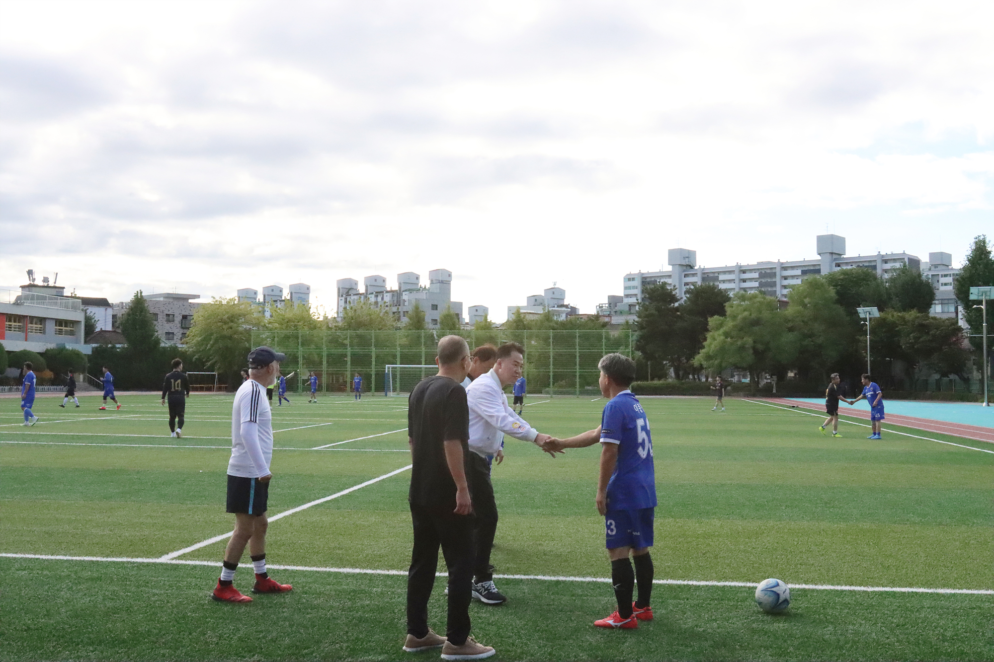 노해 축구회 격려