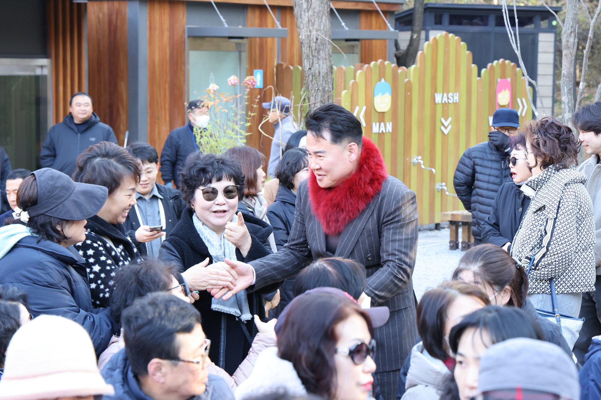 뚝딱뚝딱 놀이터 준공식