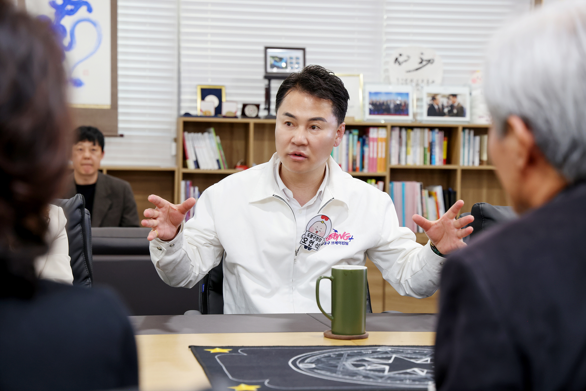 영남향우회 산불 성금 전달 해당 이미지 입니다