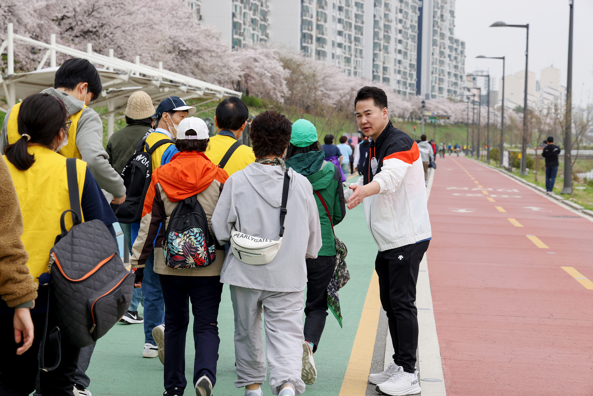 도봉구민 사랑나눔 걷기대회 해당 이미지 입니다
