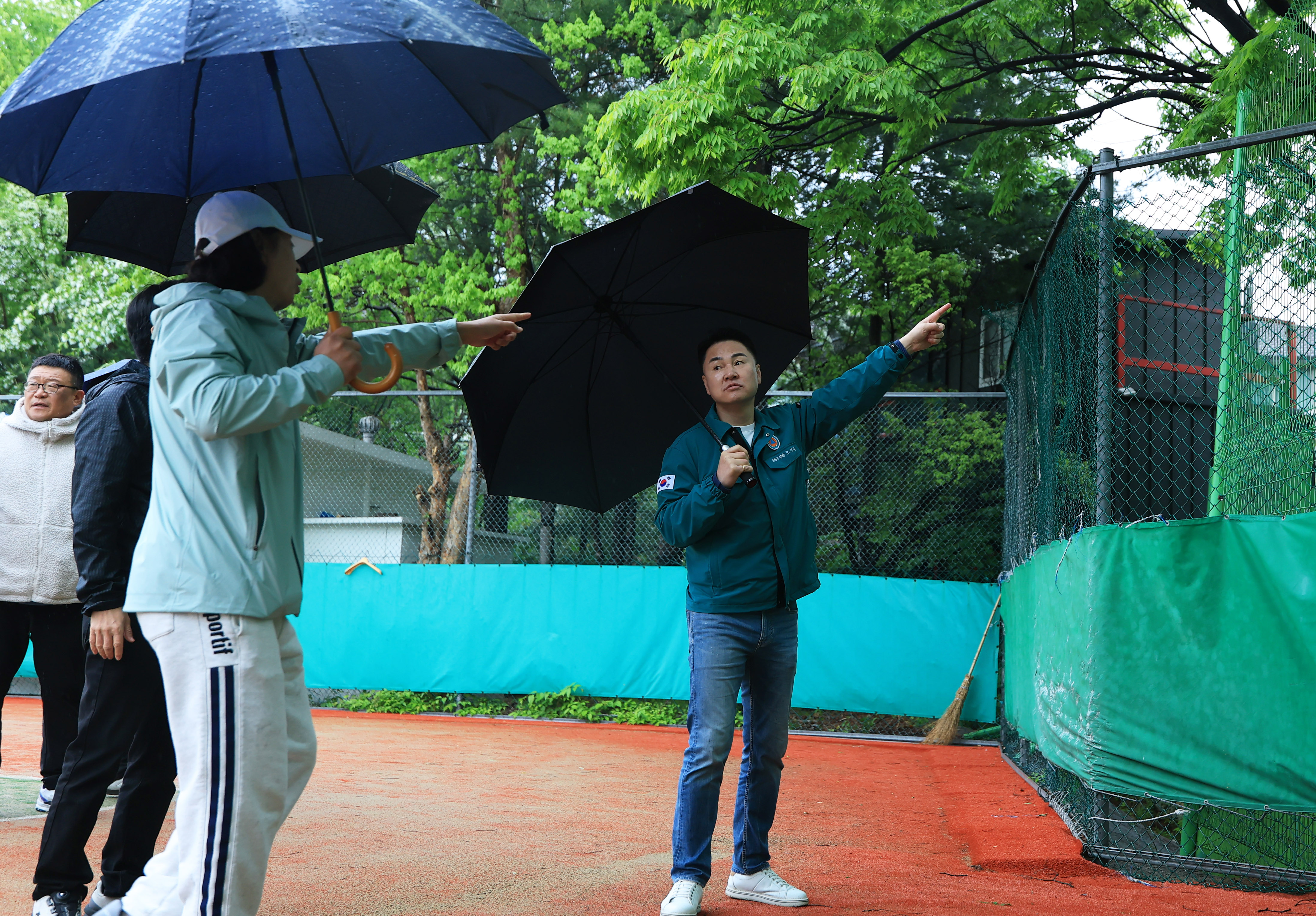 창골 테니스장 인조잔디 재개장