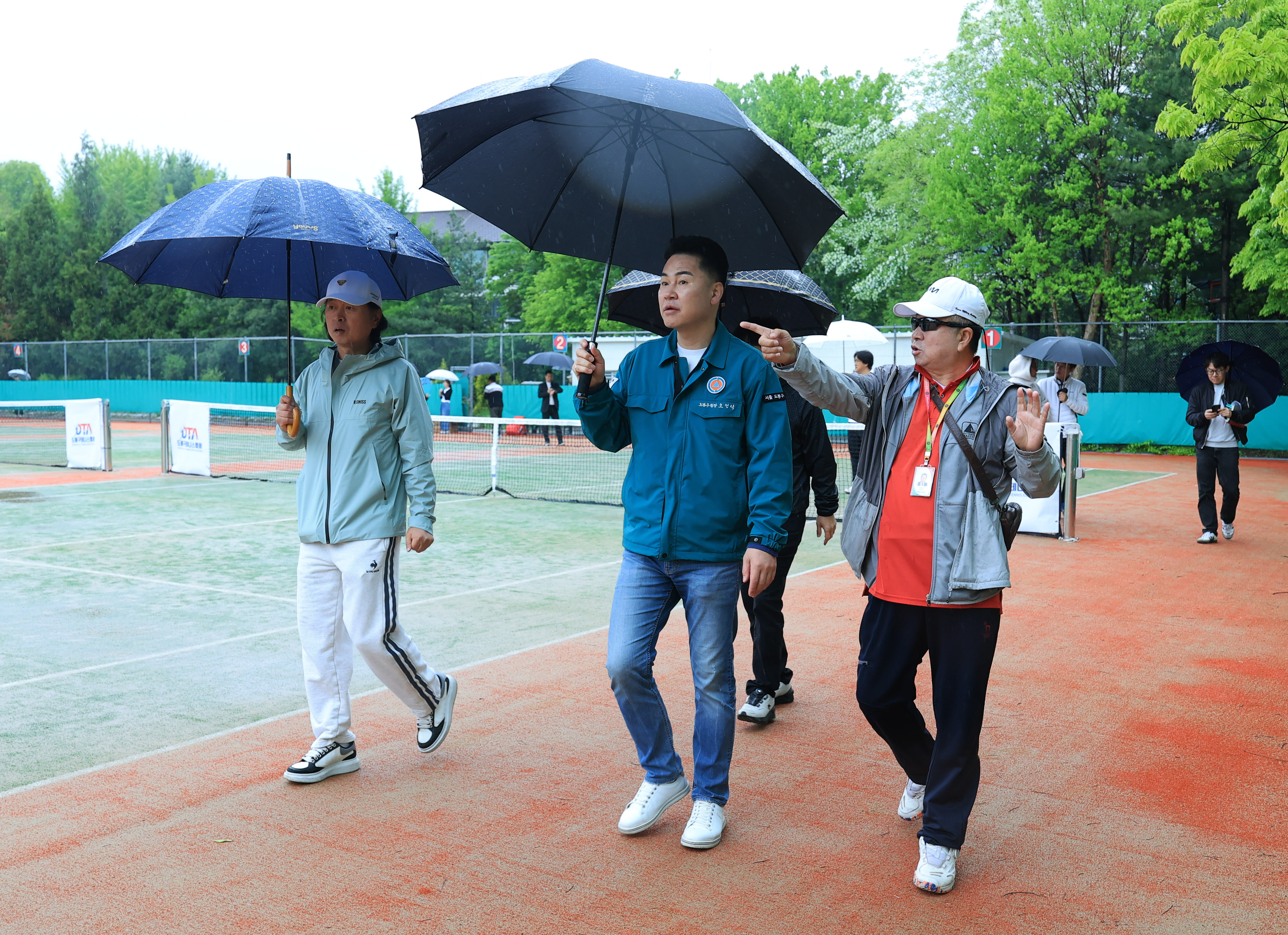 창골 테니스장 인조잔디 재개장