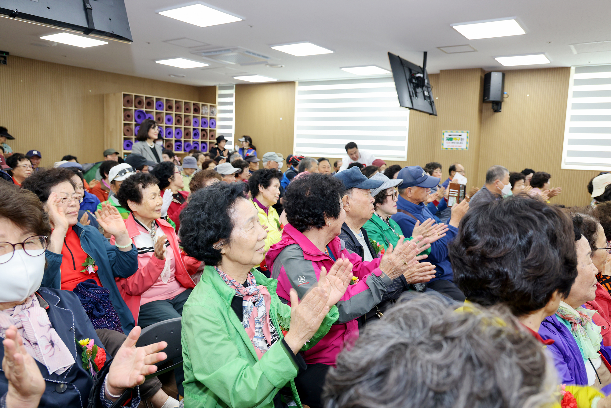 어버이날 행사(창동 어르신복지관)