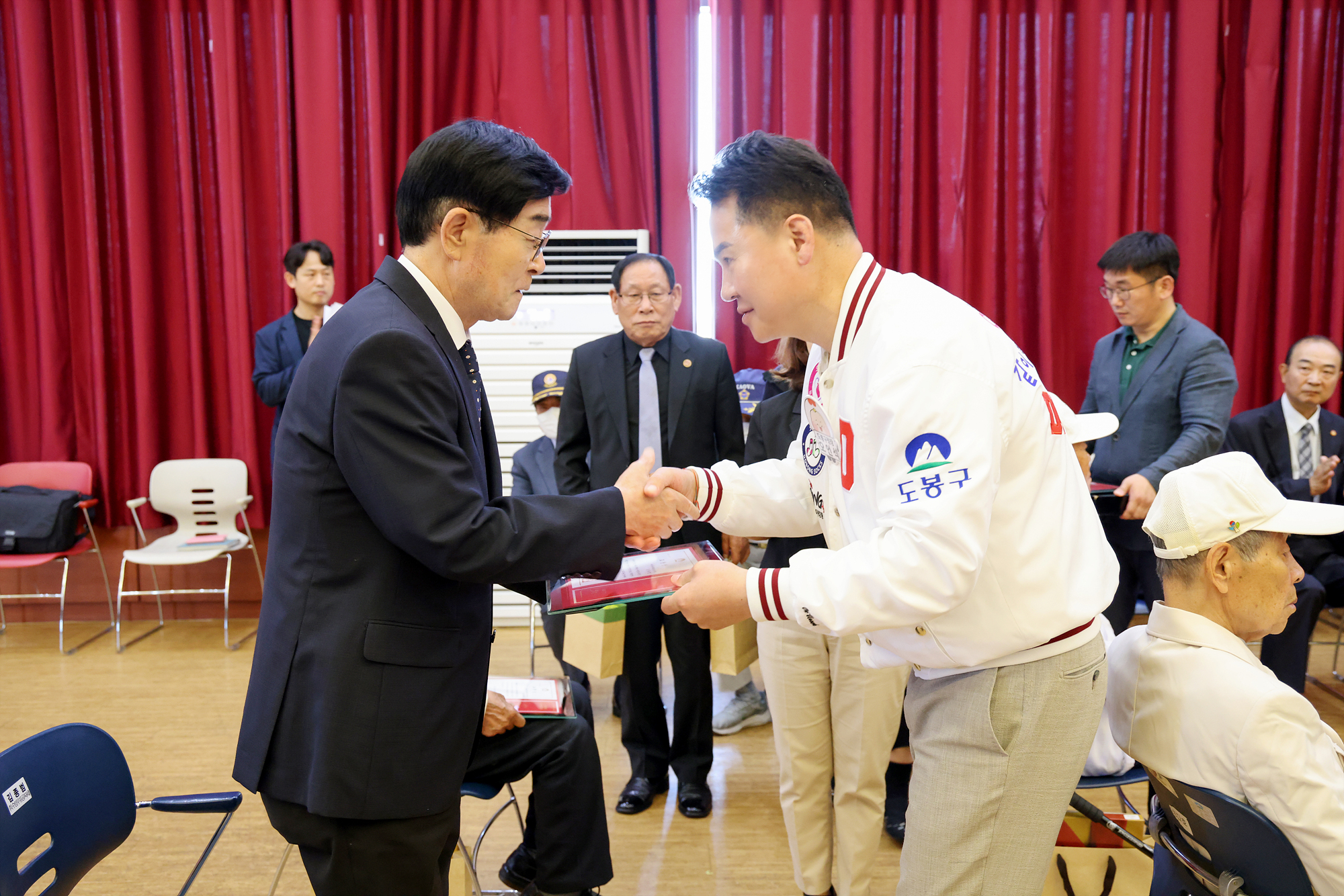호국보훈의 달 유공자 표창 수여식 해당 이미지 입니다
