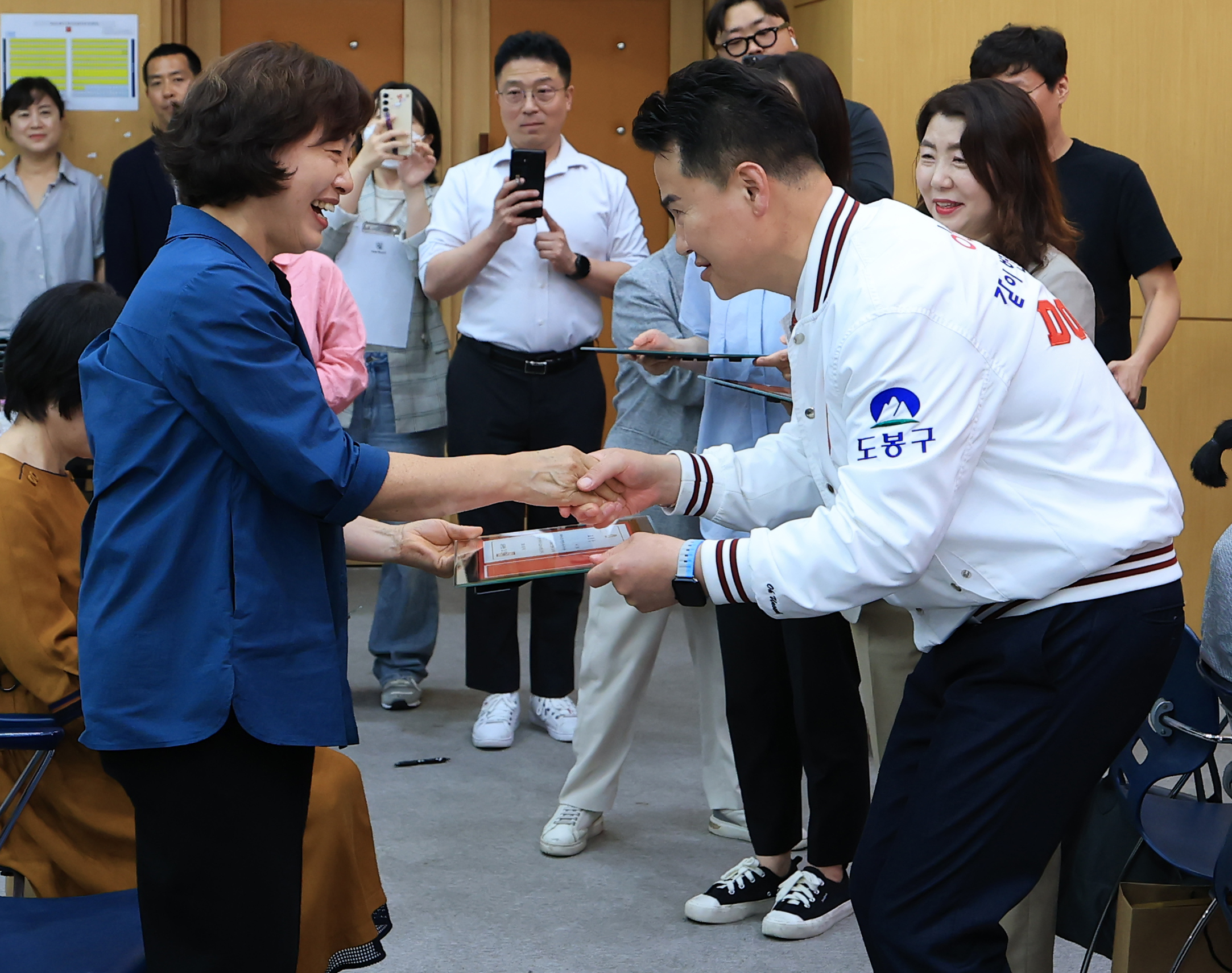 도봉구 모범구민 표창 수여식-1 해당 이미지 입니다