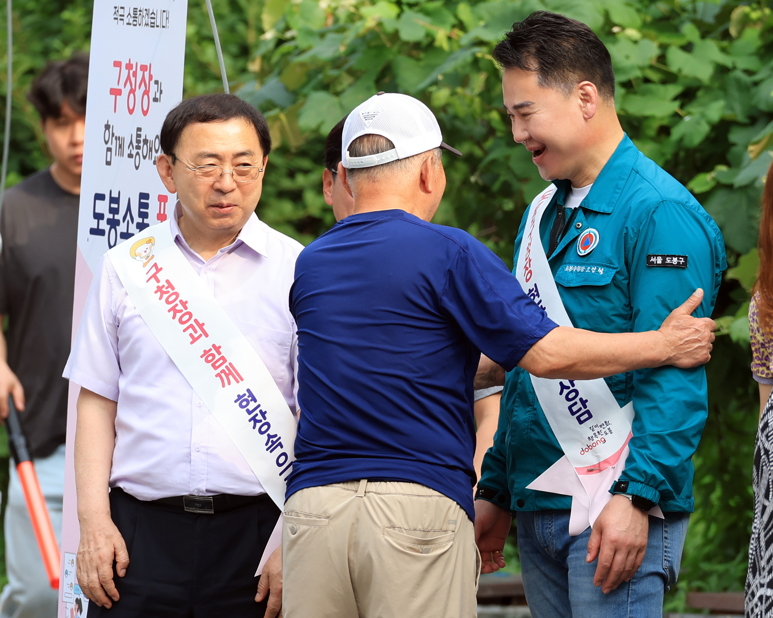 구청장이 찾아가는 현장민원 상담(우영마트) 해당 이미지 입니다