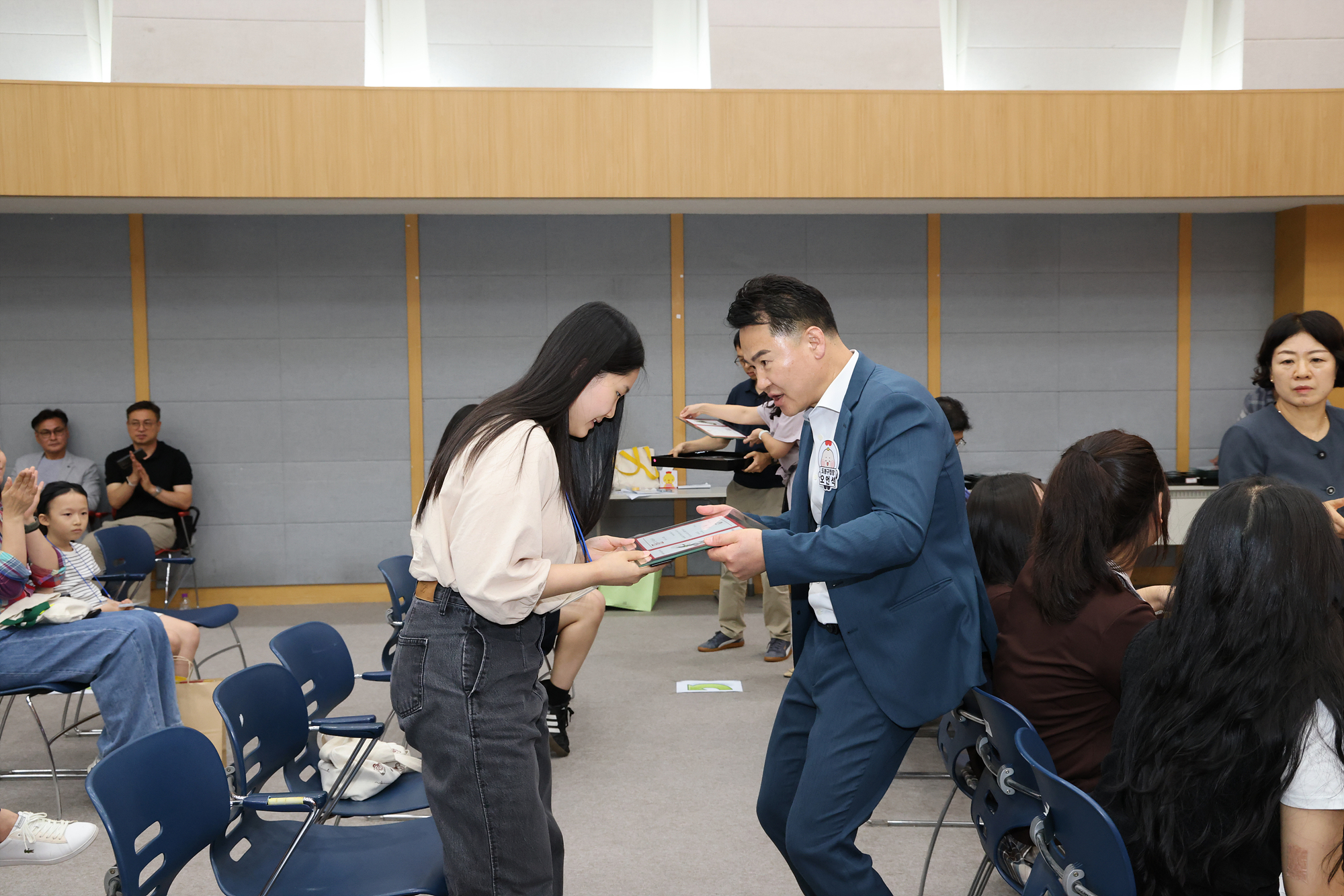 도봉 양말 디자인 그림 공모전 시상식(사진 찾기) 해당 이미지 입니다