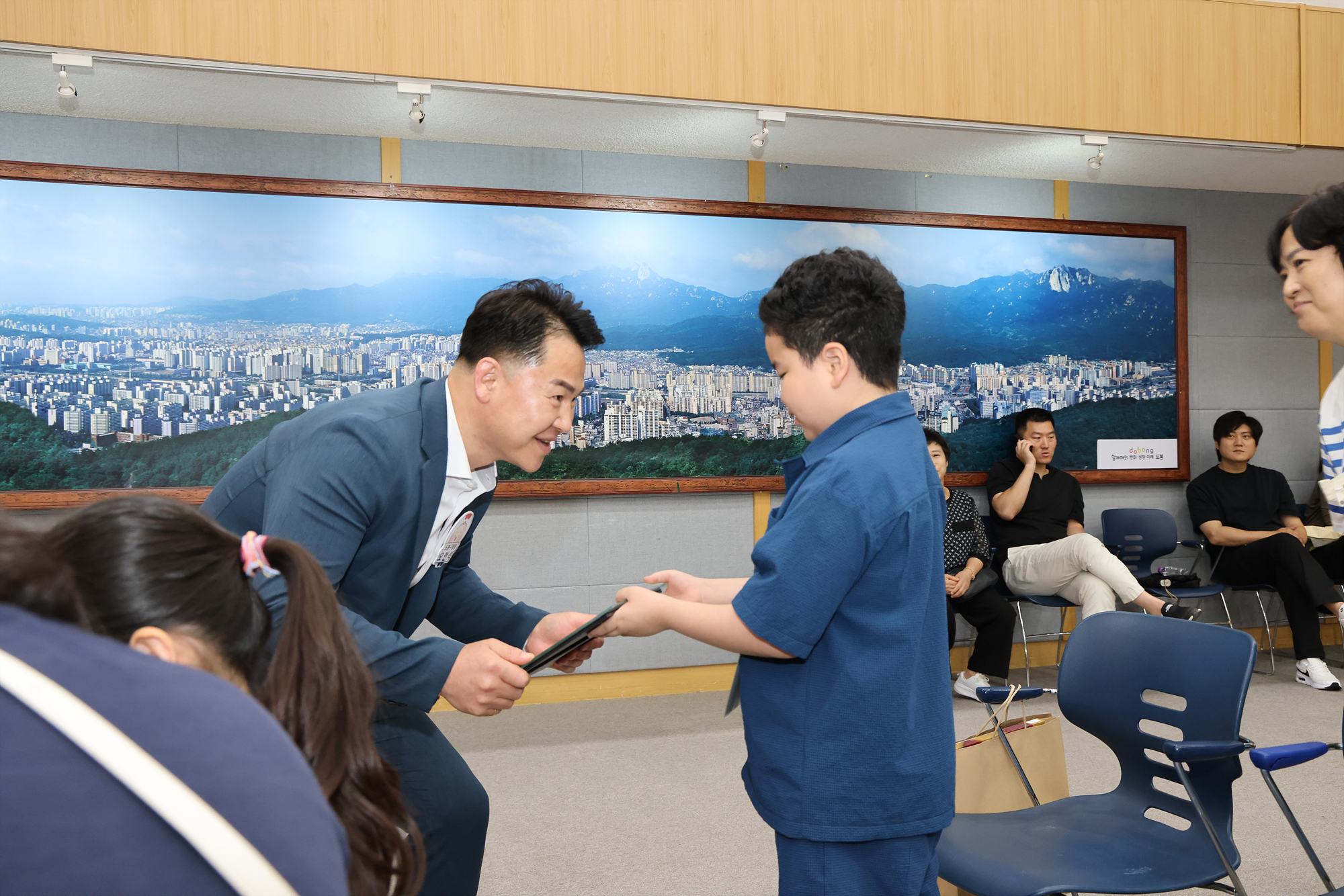 도봉 양말 디자인 그림 공모전 시상식(사진 찾기) 해당 이미지 입니다
