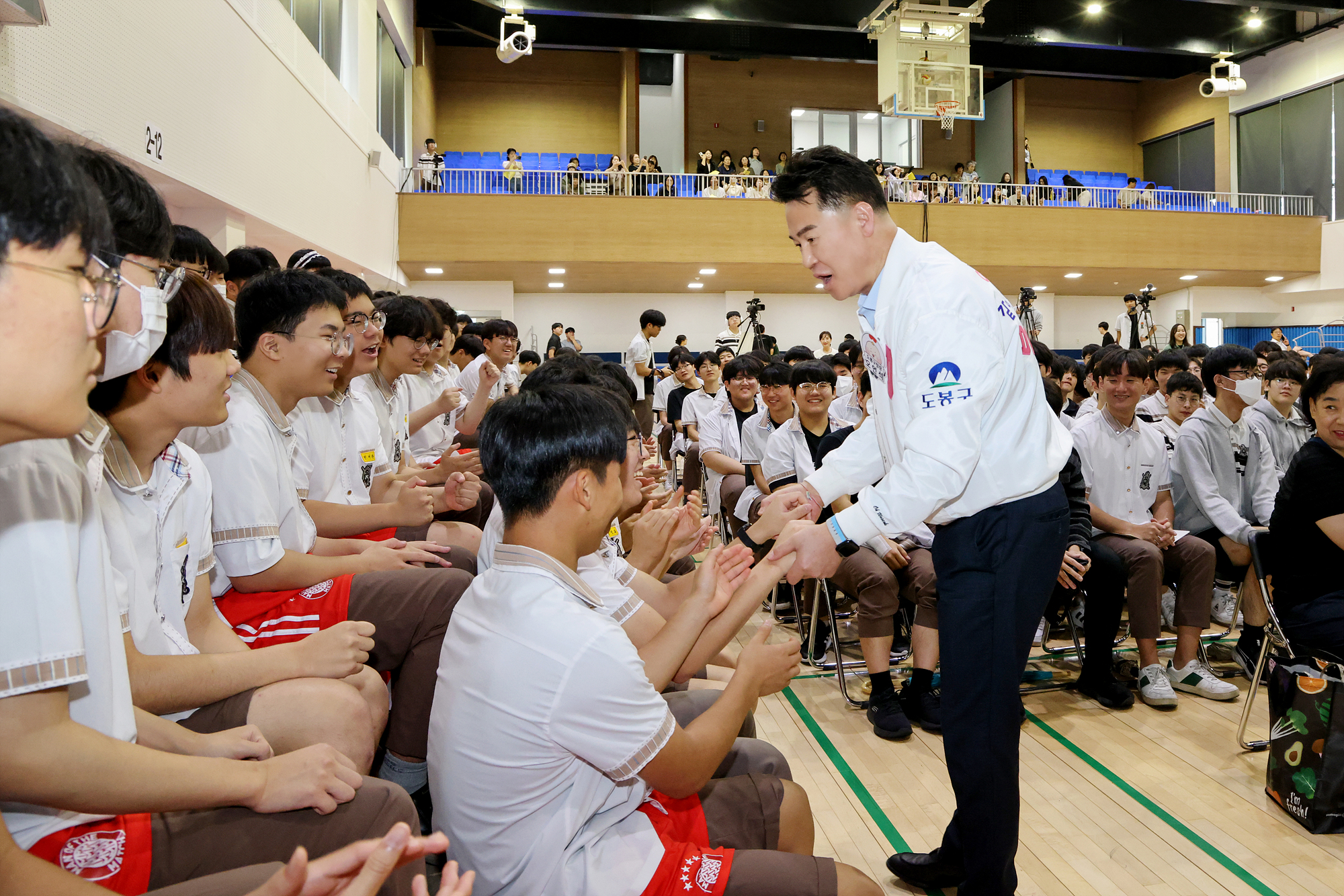 선덕고 주민과 함께하는 합창 한마당 해당 이미지 입니다