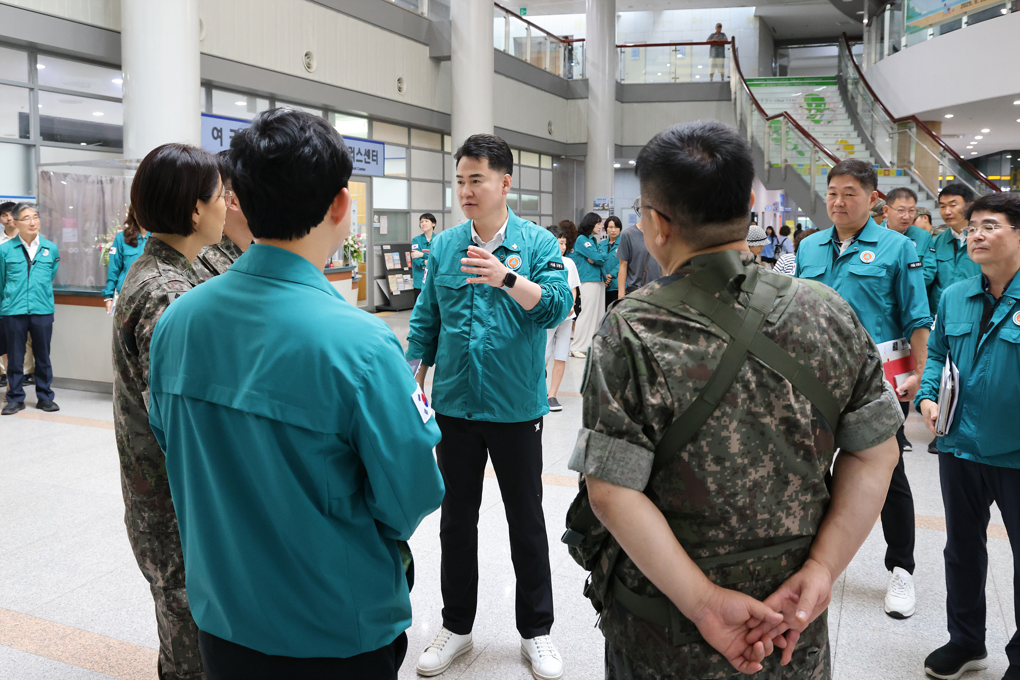 을지훈련 최초 상황보고회, 군장비 전시 해당 이미지 입니다