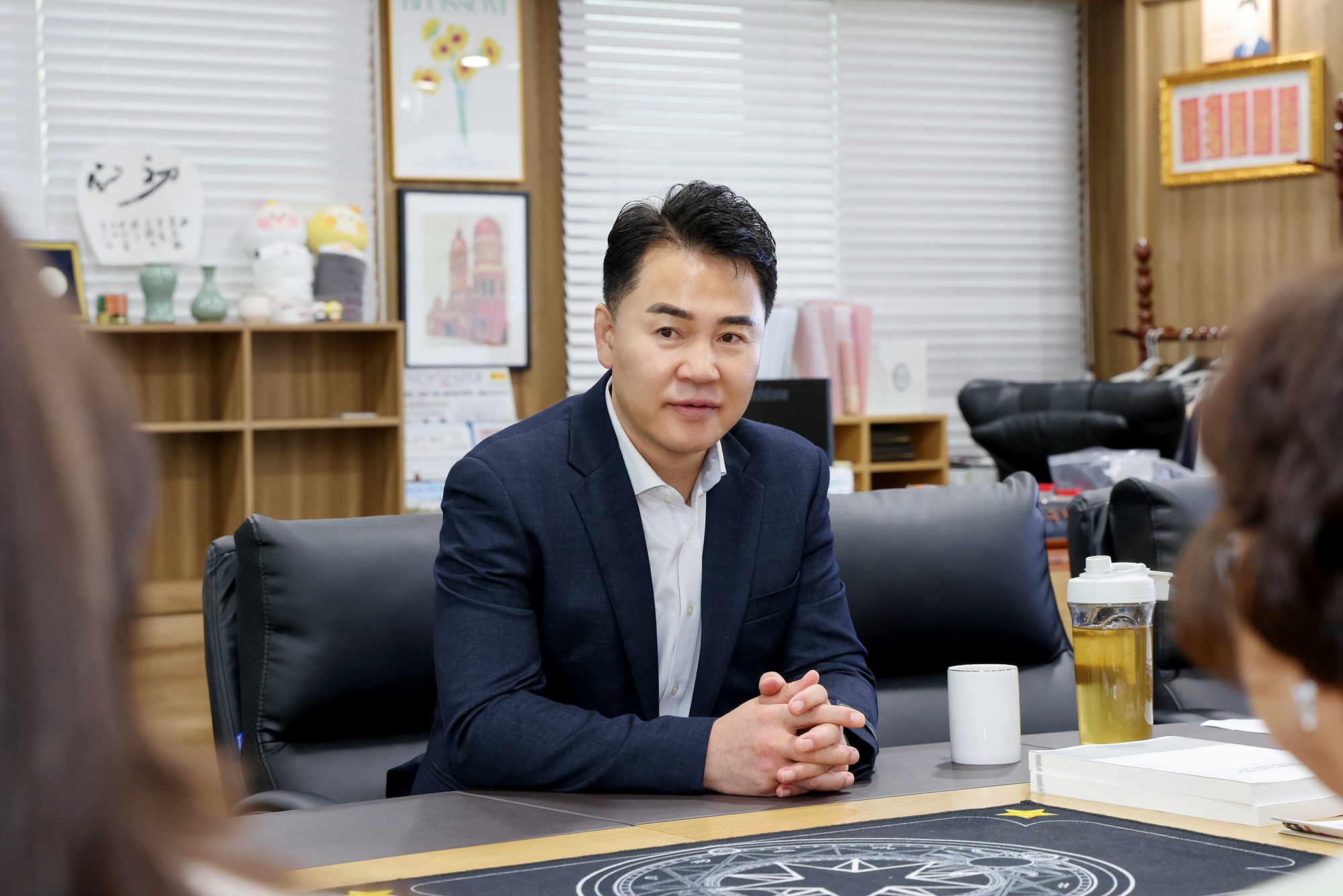 5급 승진자 임용장 수여식 해당 이미지 입니다