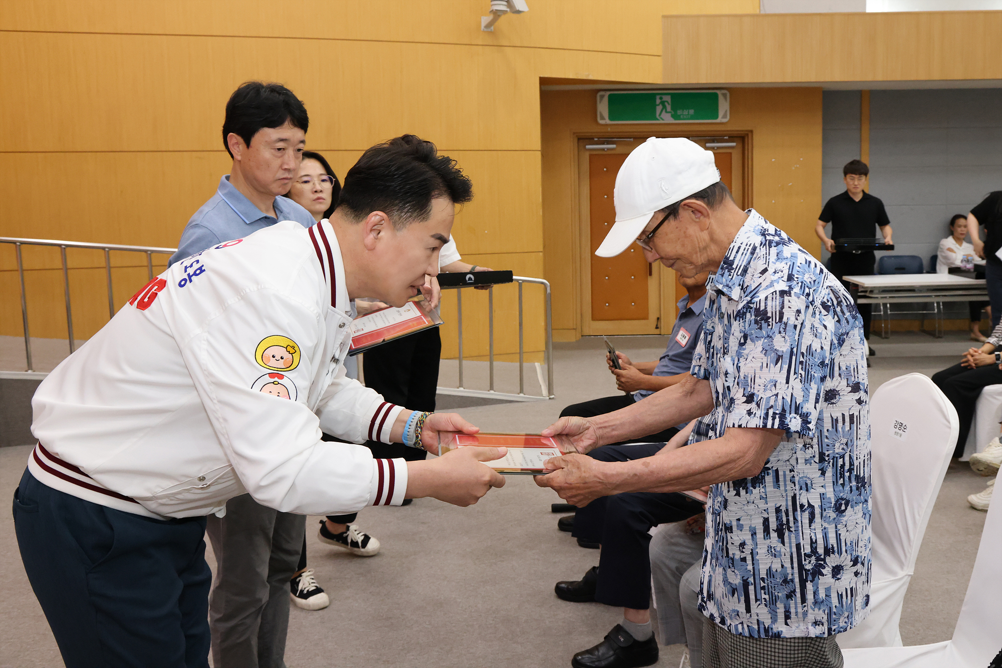 토박이 인증패 수여식 1