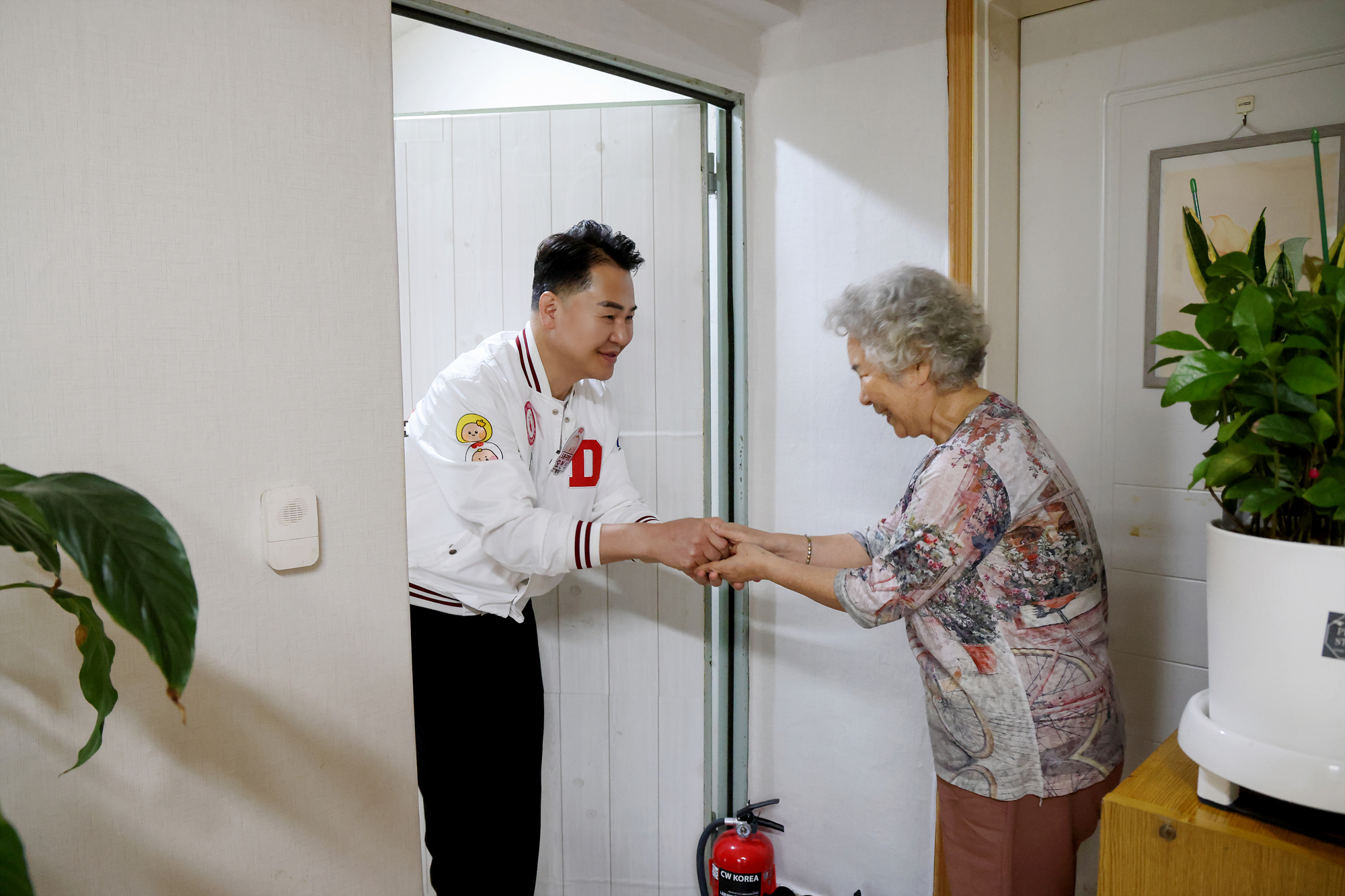 추석 맞이 독거 어르신 명절 인사