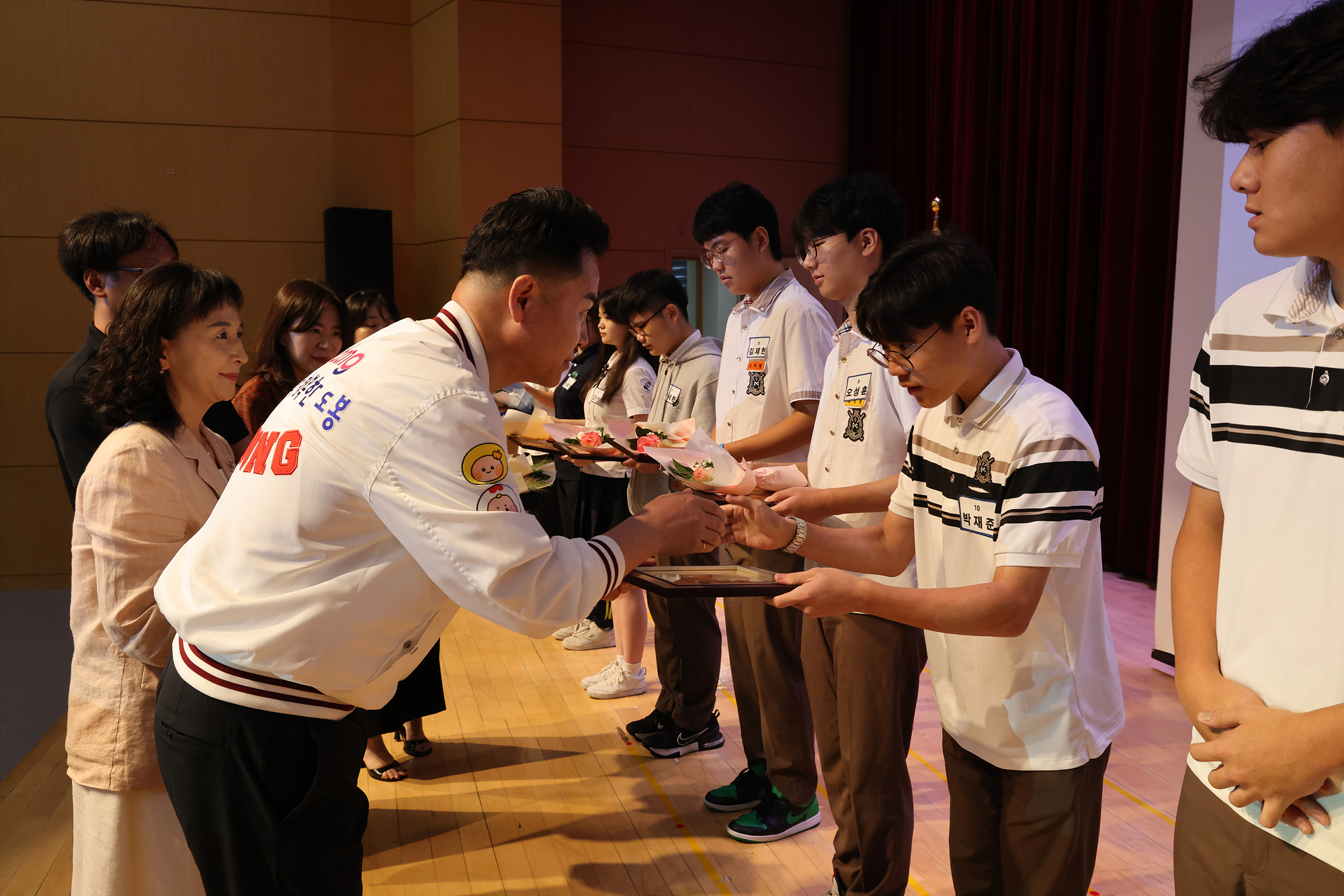 귀뚜라미 문화재단 장학금 및 장학증서 수여식 (사진 찾기 -1)