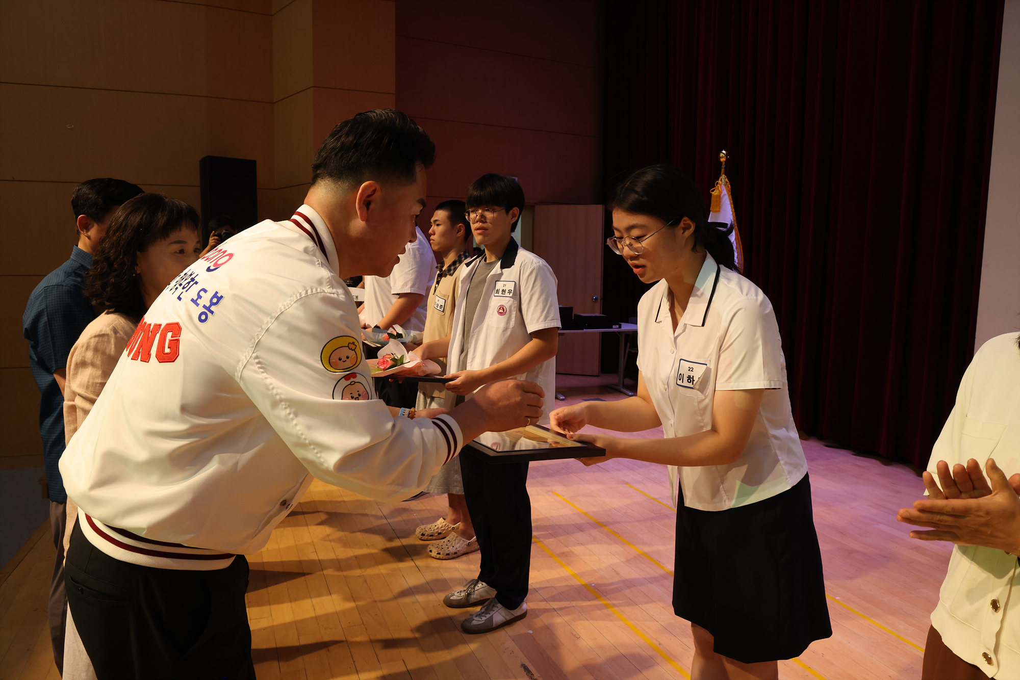 귀뚜라미 문화재단 장학금 및 장학증서 수여식 (사진 찾기 -1)