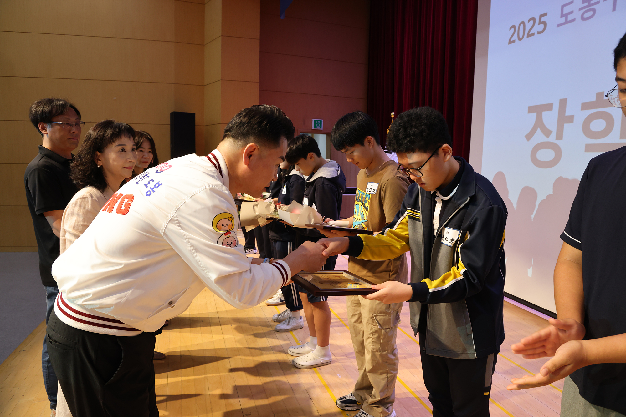 귀뚜라미 문화재단 장학금 및 장학증서 수여식 (사진 찾기 -2)