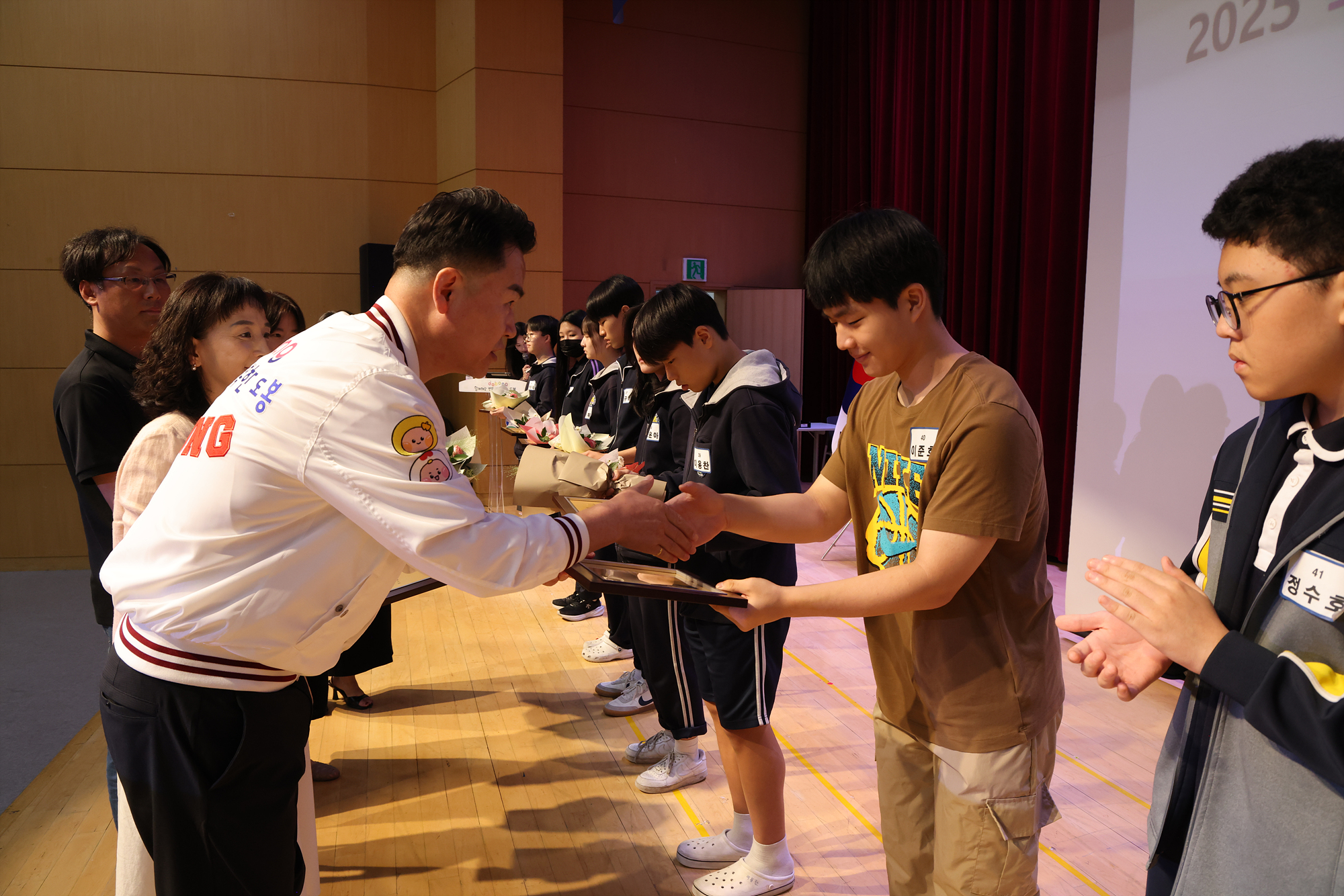 귀뚜라미 문화재단 장학금 및 장학증서 수여식 (사진 찾기 -2)