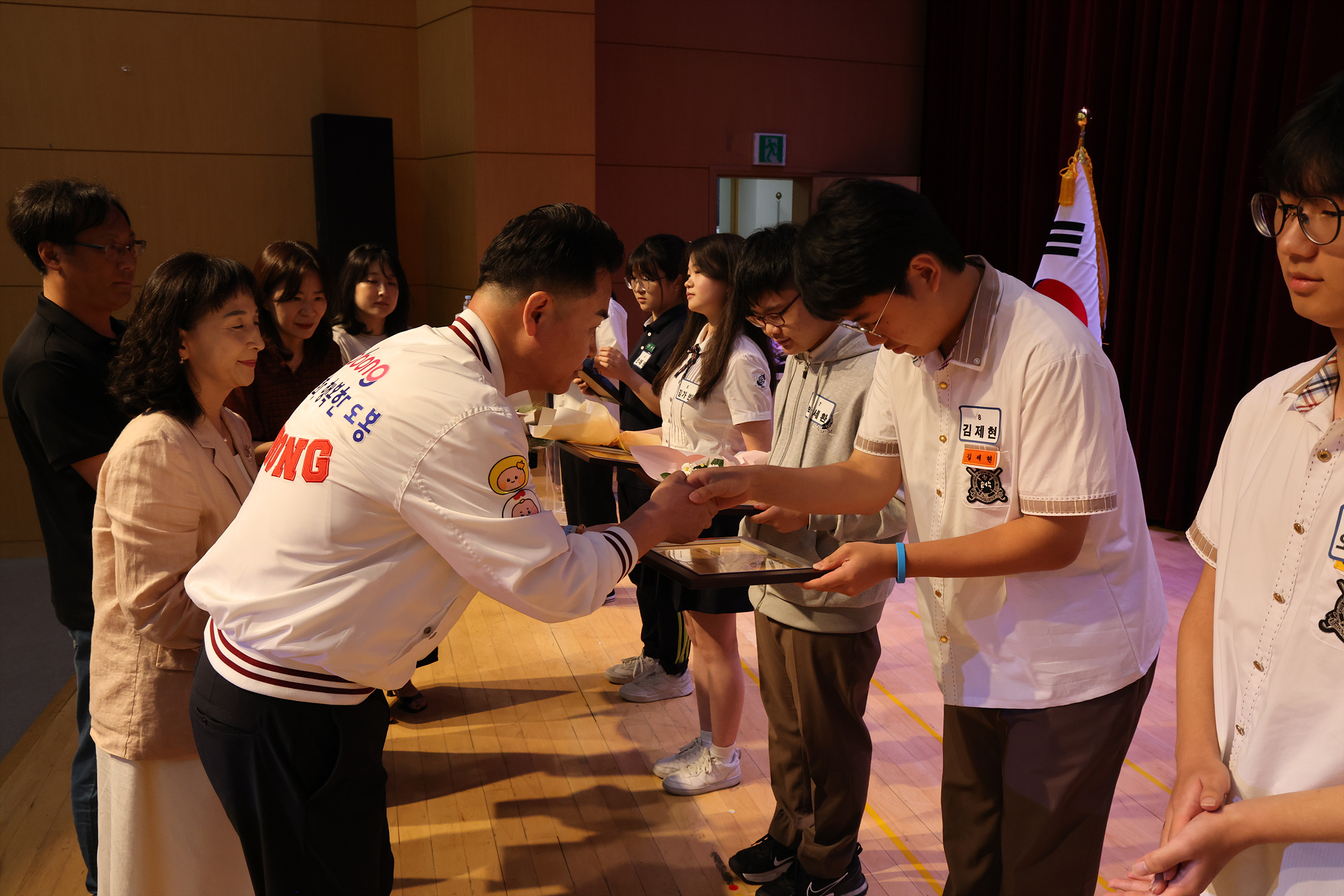 귀뚜라미 문화재단 장학금 및 장학증서 수여식 (사진 찾기 -1)