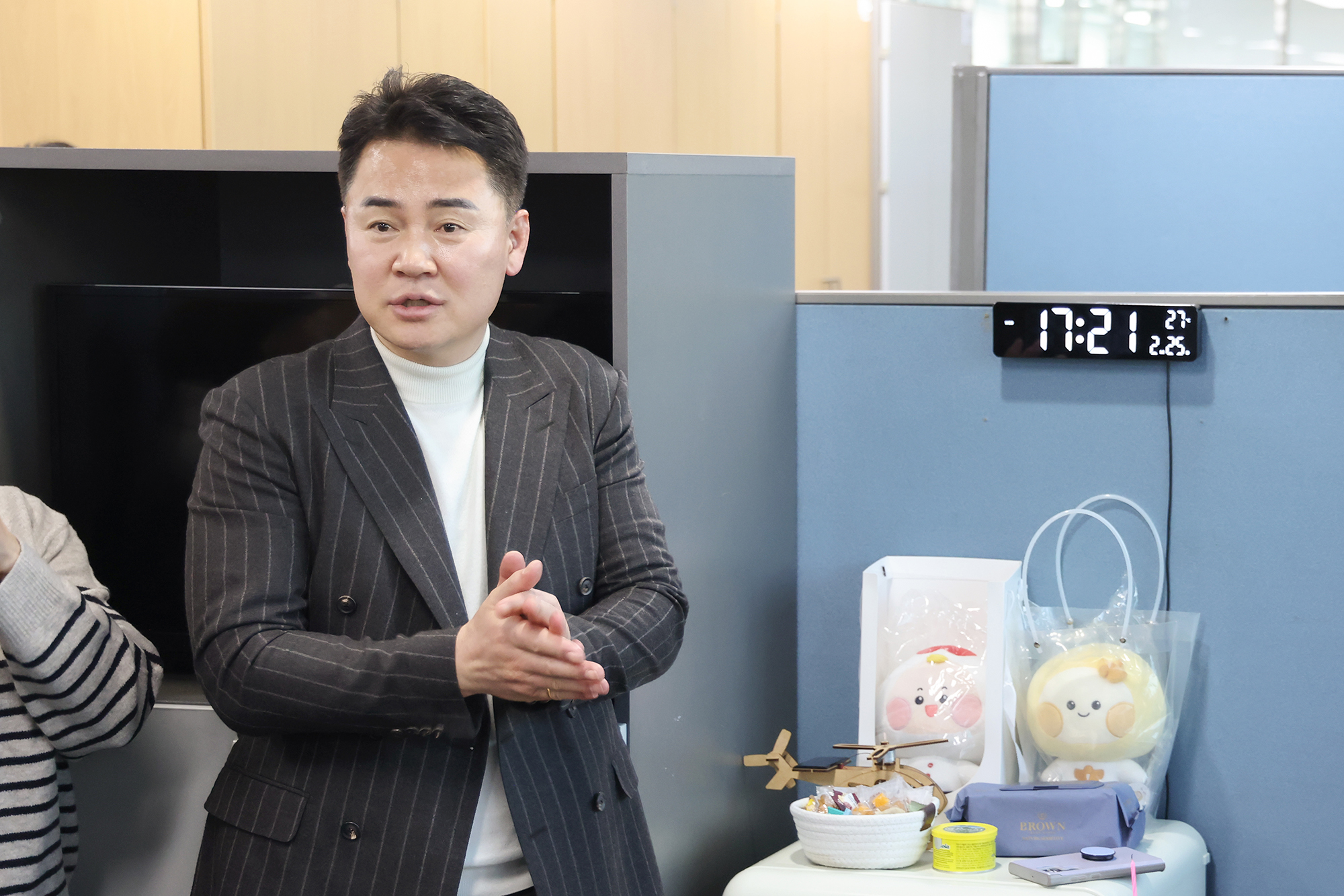 이달의 칭찬부서 격려 (교육지원과)