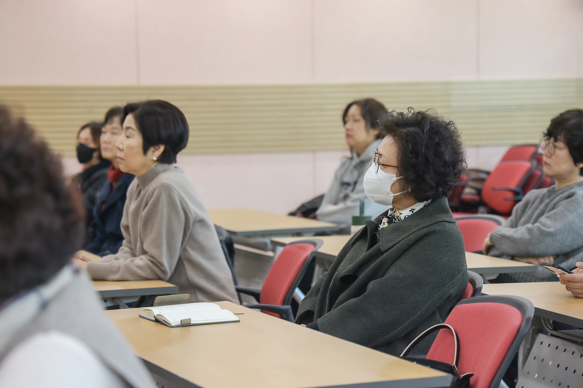 신중년 아카데미 '미술심리치료' 2급 자격증 과정' 개강식