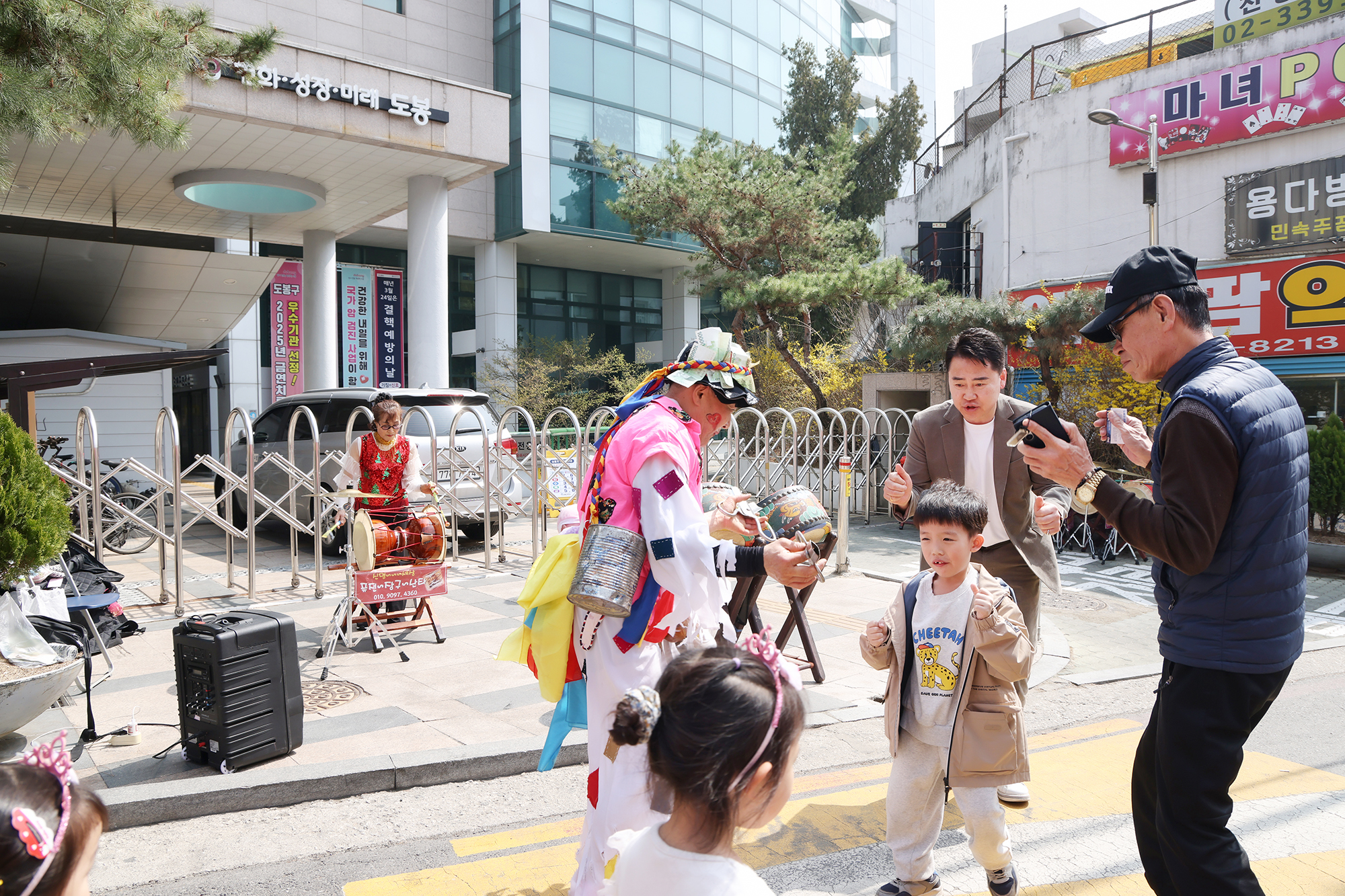 노해랑길 상점가 이웃돕기 바자회
