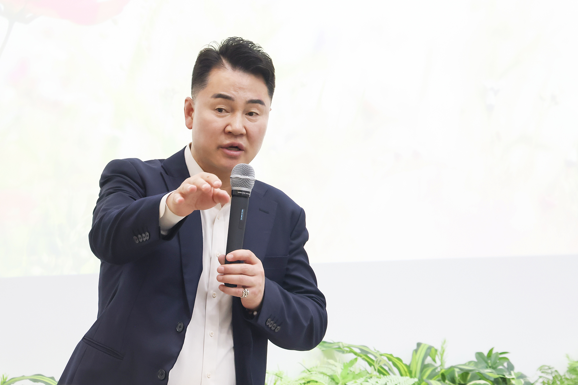 청년 인턴십 참가자 간담회
