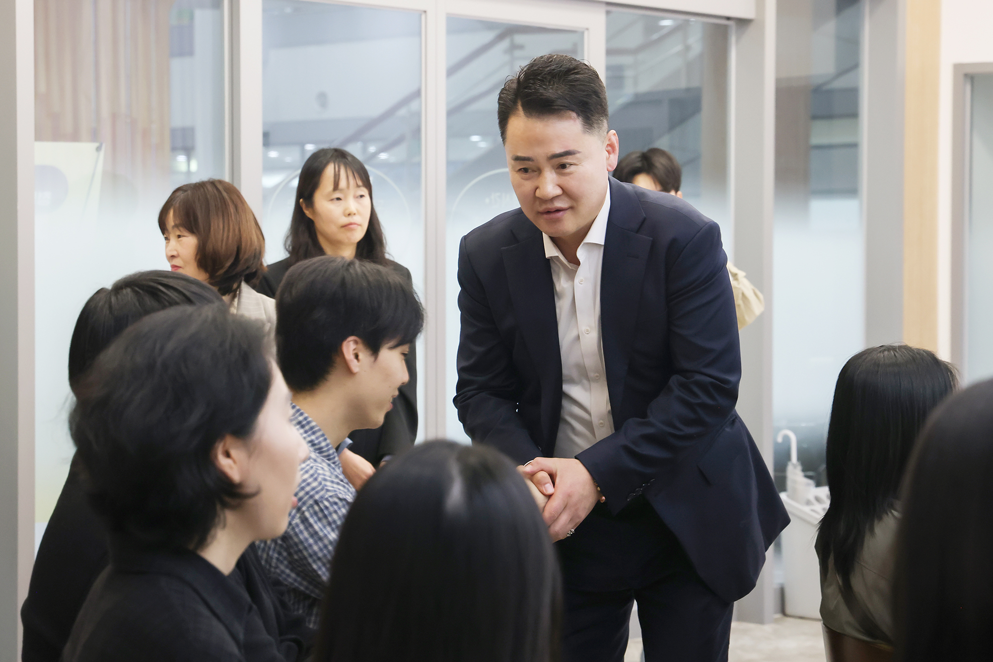 청년 인턴십 참가자 간담회