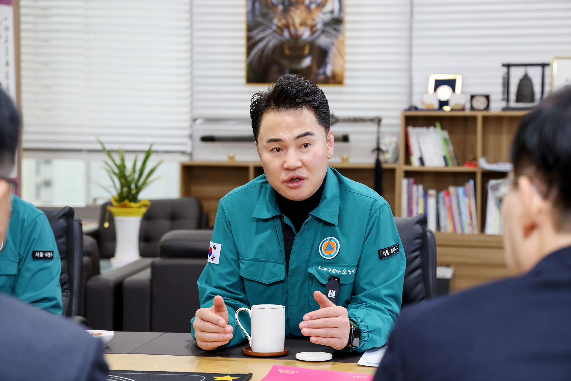 청소대행업체 따뜻한 겨울나기 성금 전달식 해당 이미지 입니다