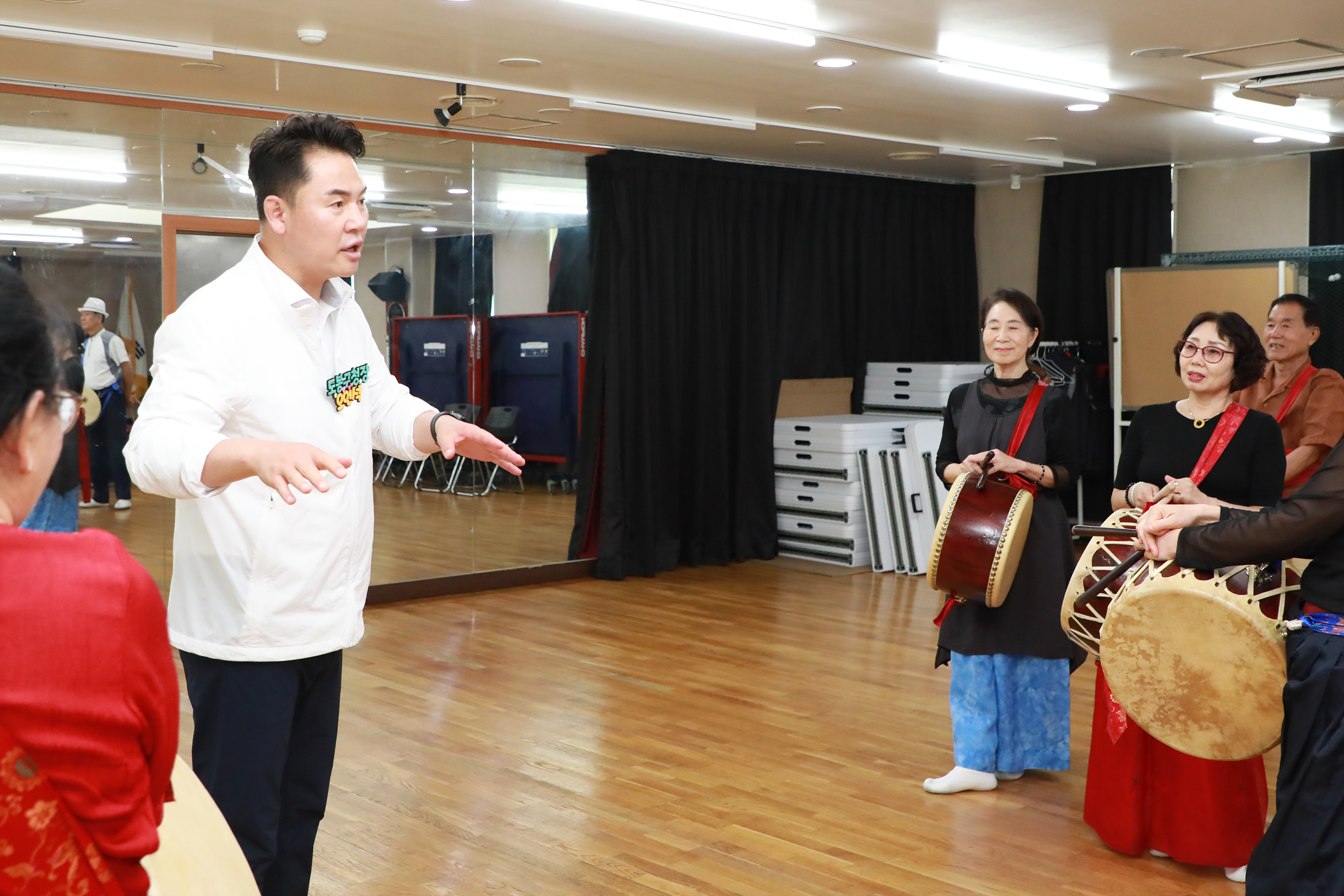 교양강좌 현장방문- 방학2동 한국무용