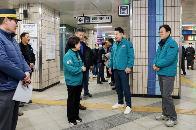 창동역 북측 환승통로 라운딩