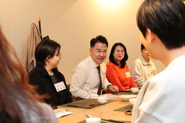 청년정책위원회 중식 간담회