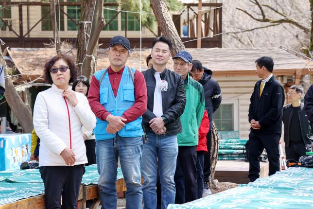 효자마을산악회 시산제 해당 이미지 입니다